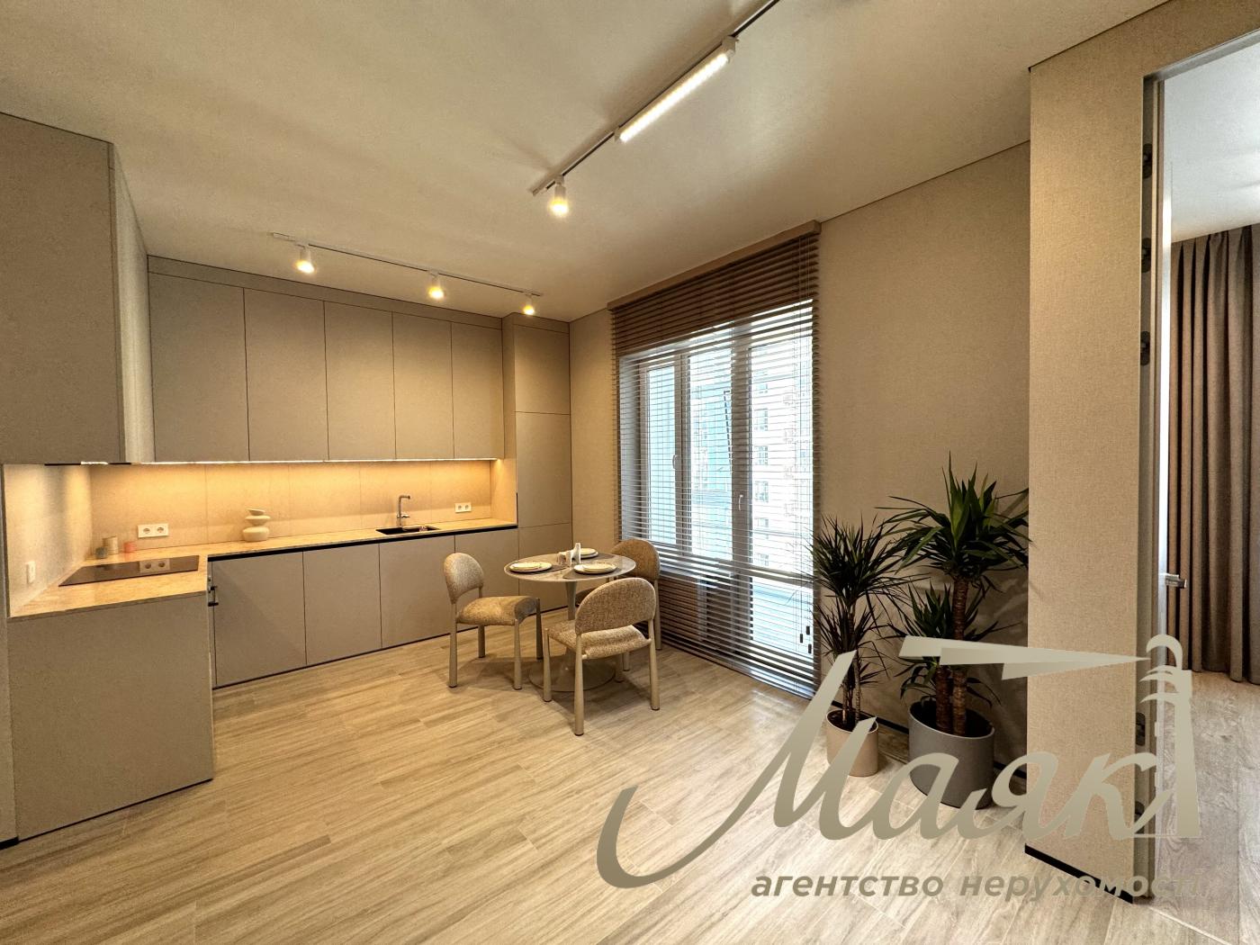 For sale 3-room apartment 81 sq.m. in LCD Boulevard of Fountains|Pechersk