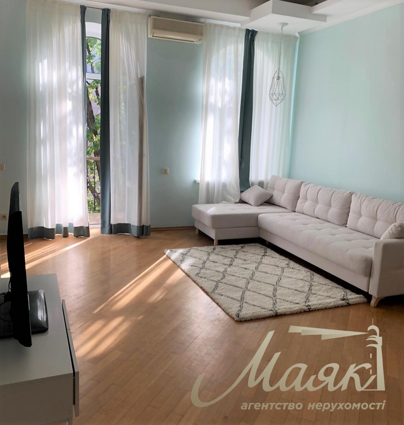 Оренда 2-х кімнатна квартири по вул.Лютеранська 13, Центр.