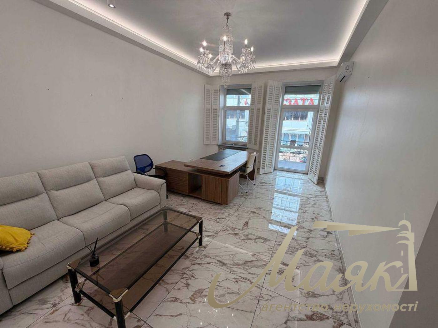 Office for rent 150 sq.m.sq. Shota Rustaveli