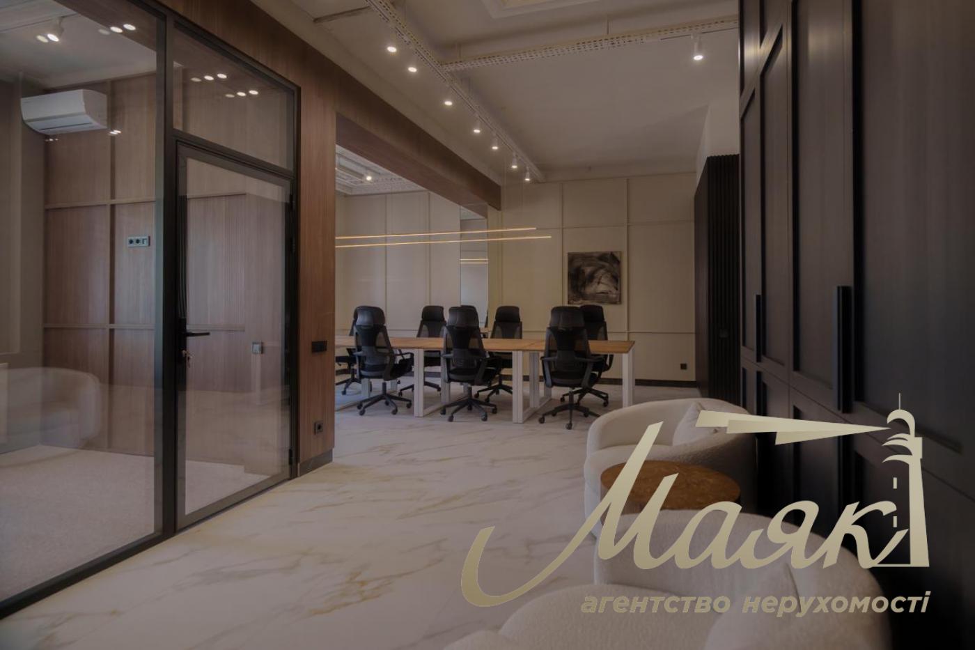 Office for rent in the Center m. Palace of Sports, Esplanadnaya str.