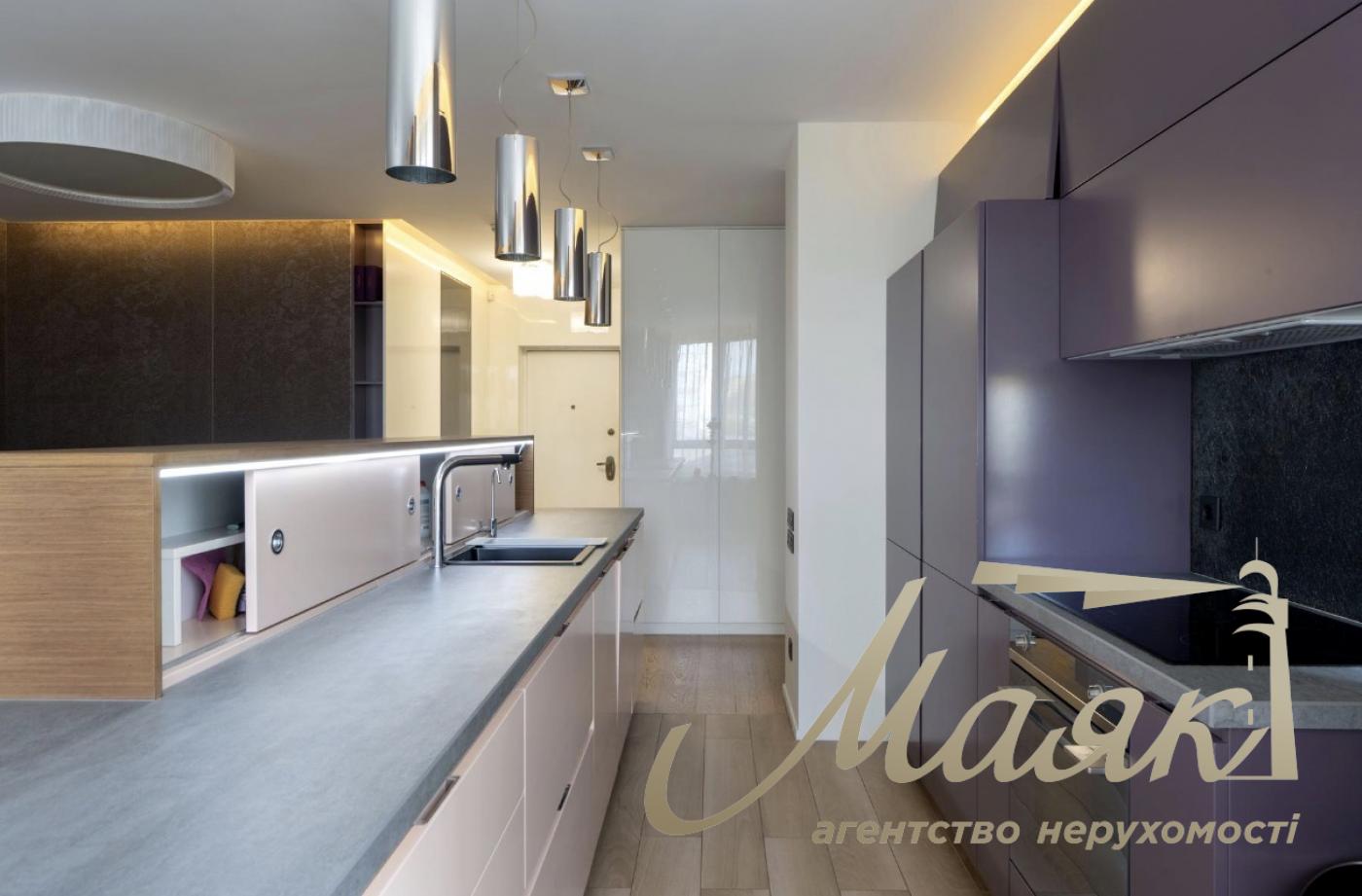 Продаж 3 кімнатної квартири в ЖК Park Avenue VIP