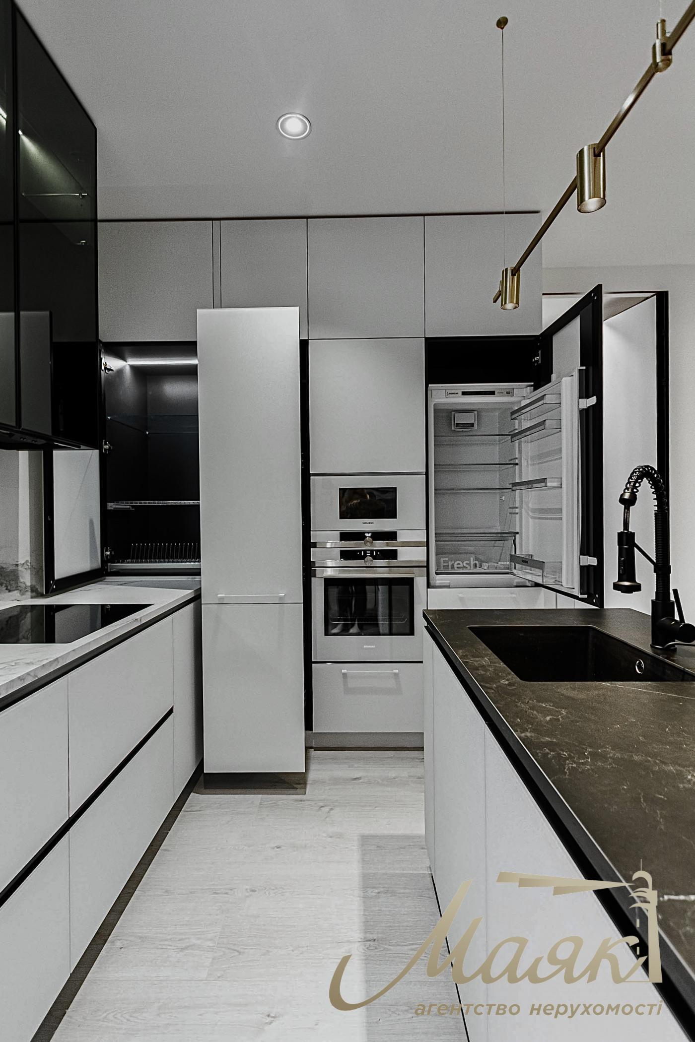 Rent 3k apartment Residential Complex Boulevard of Fountains, 100m2 Sapernoe Pole str., Pechersk