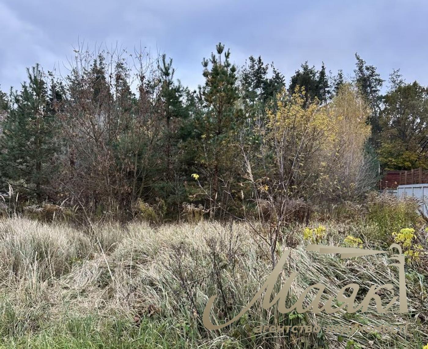 Продаж земельних ділянок від 15 соток до 8 Га - с.Віта-Поштова та околиці.