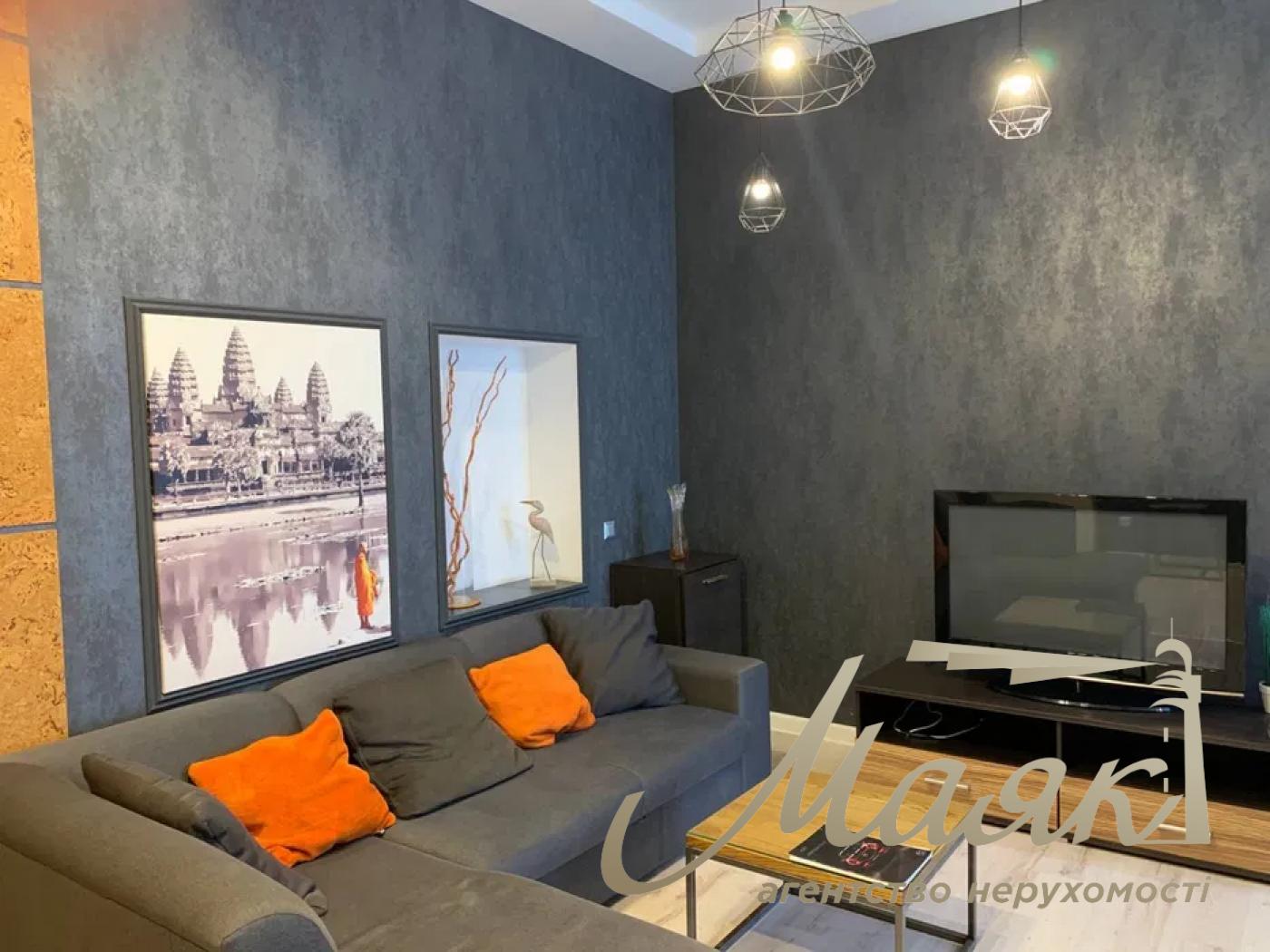 Rent 2-bedroom apartment Esplanadnaya str. 2, Gulliver, Sports Palace