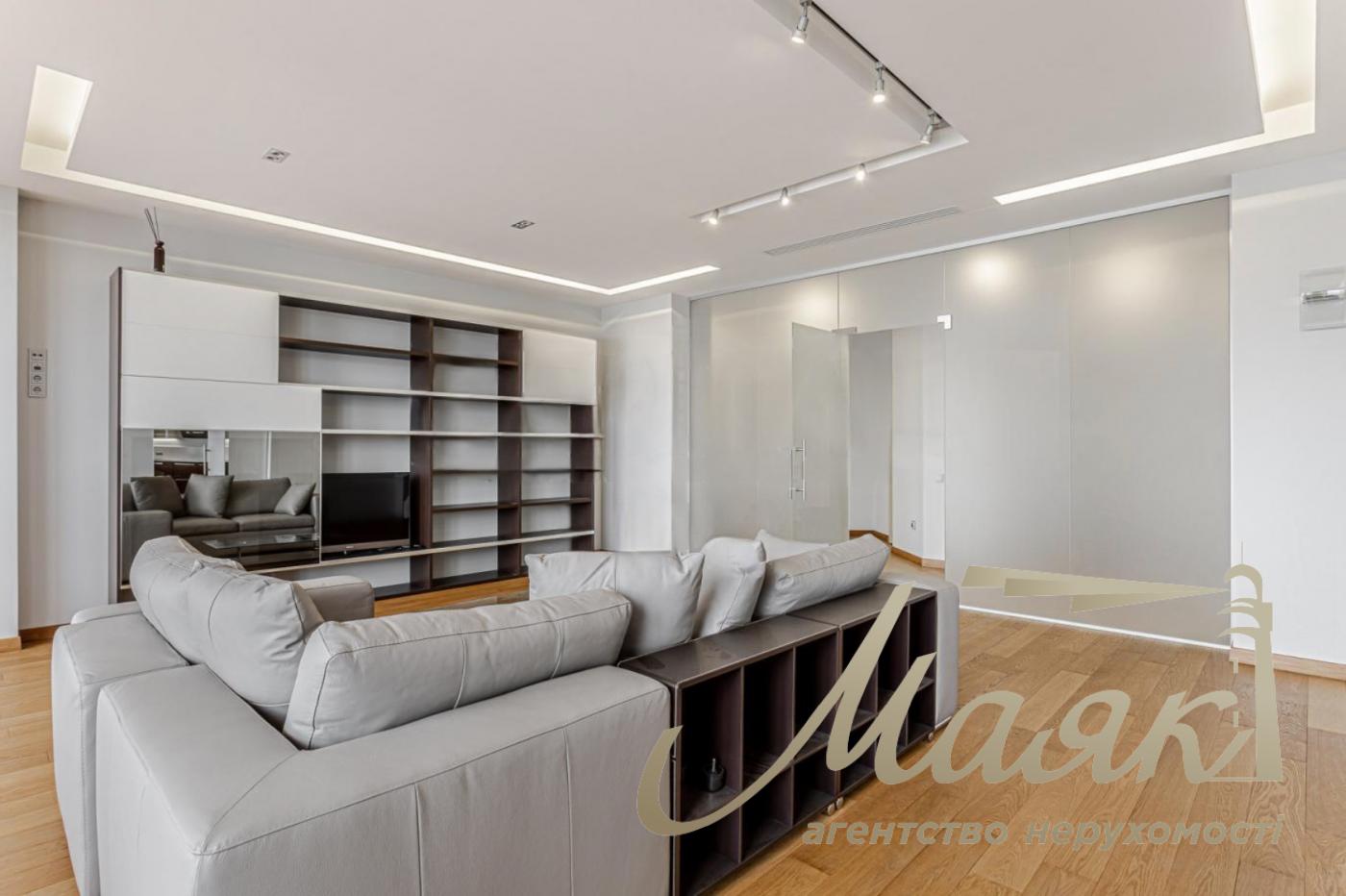 Продажа 3к-квартиры в ЖК Новопечерские липки, ул. Драгомирова 5 , Печерск, Киев