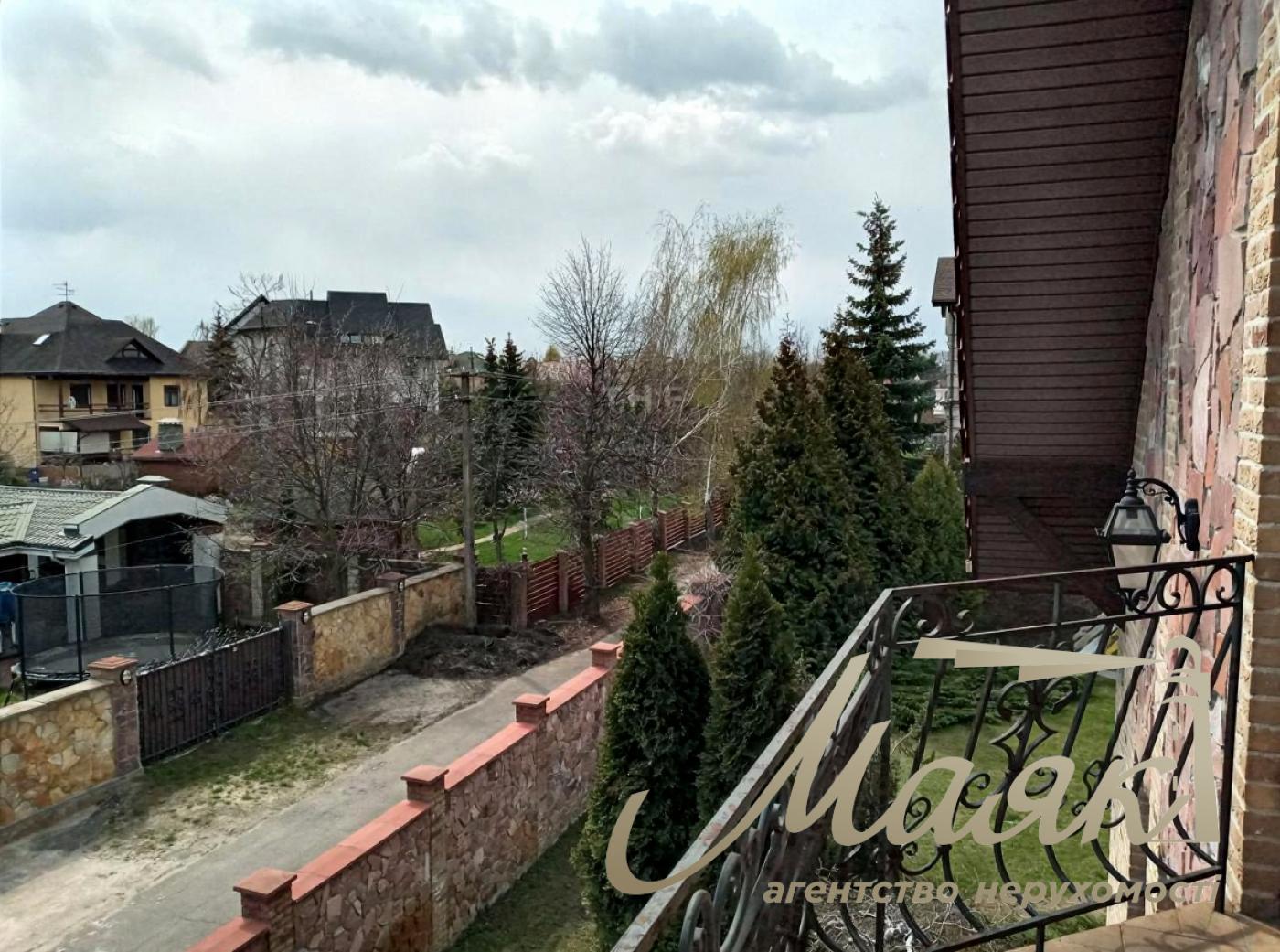 Продаж будинку Лісники 550м2, продаж будинку зі сховищем