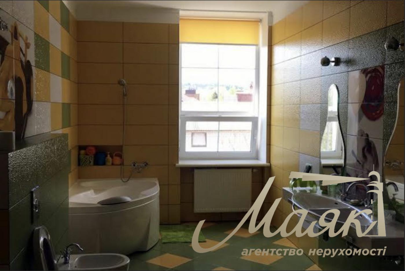 Оренда 4-х поверховий будинок 850м2, Чапаєвка