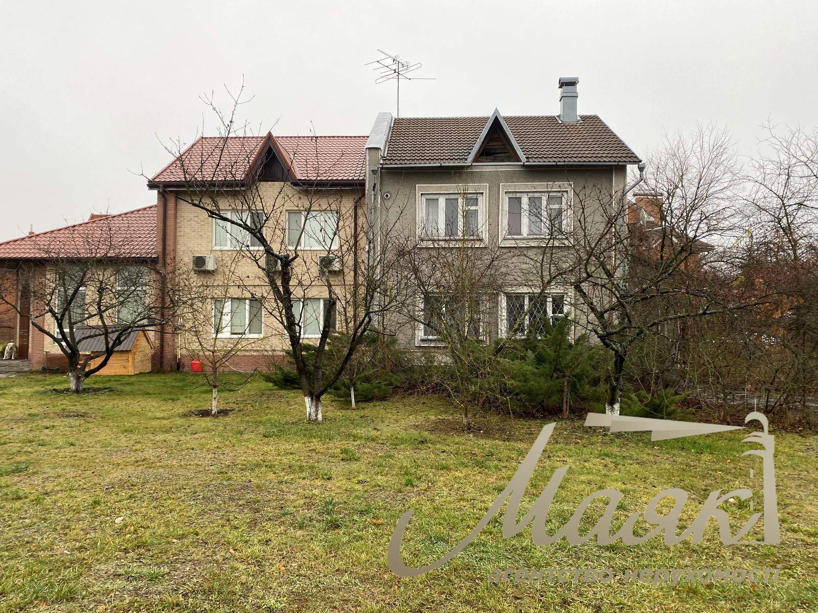 Продаж будинку 170м2 з виходом до річки в КМ "Червона рута", с. Козин/Конча заспа, Обухівський напрямок, Київська область.