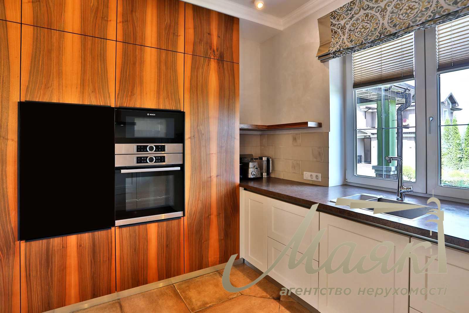 Оренда будинку площею 220 м² у котеджному містечку Green Hills, с. Віта-Поштова