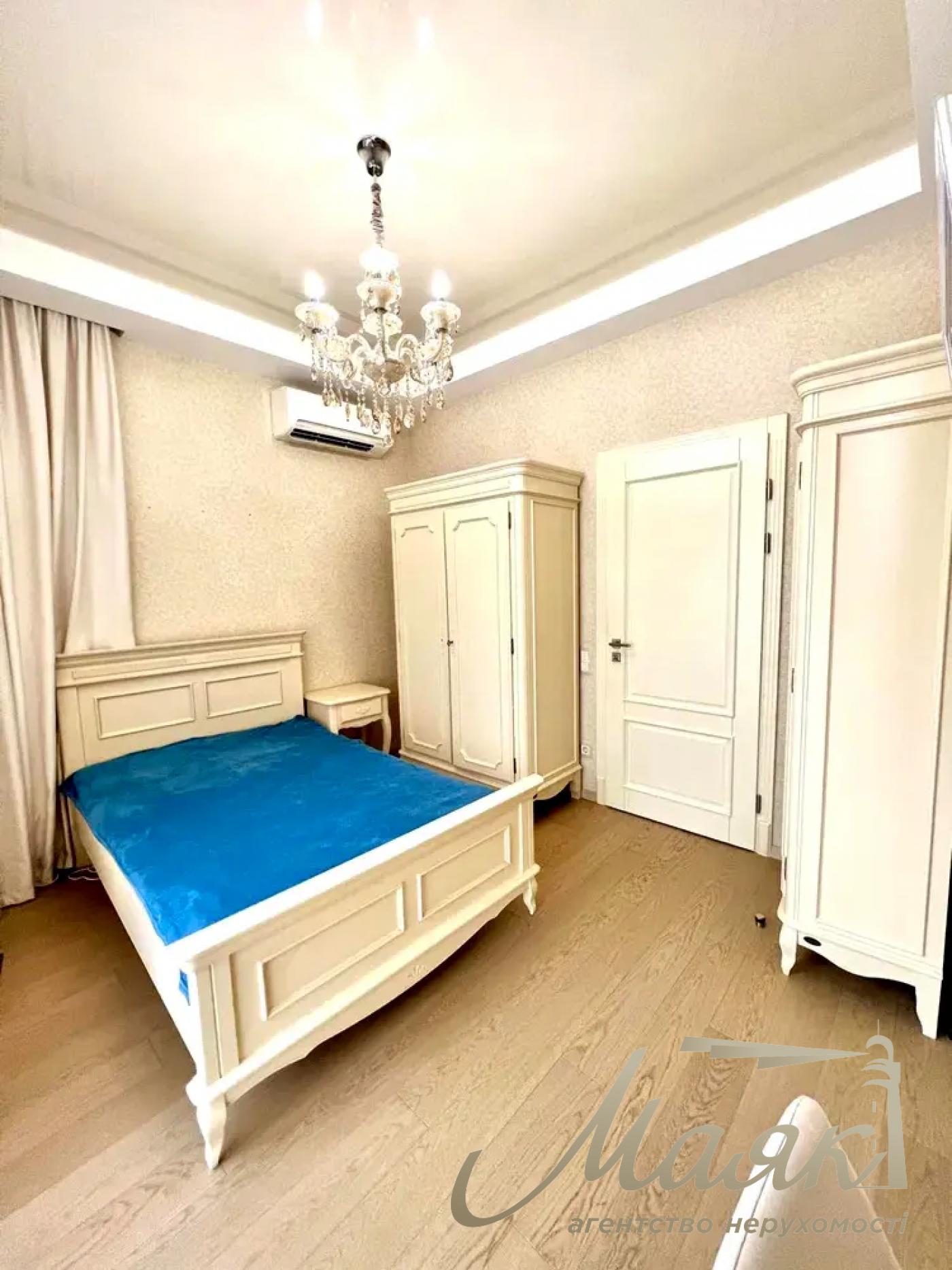 Оренда 3-кімнатної квартири у ЖК «Бульвар Фонтанів», 90 м²
