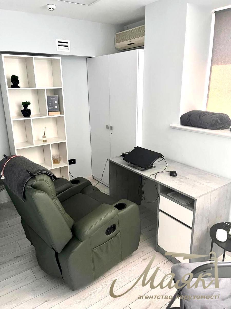 Аренда офиса 250м2 в ЖК по ул.Малевчиа 83, Дворец Украины.