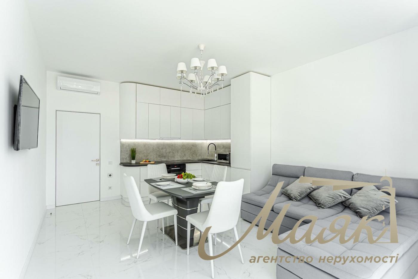 Оренда 3к квартира, (90м2) ЖК ''Бульвар Фонтанів''