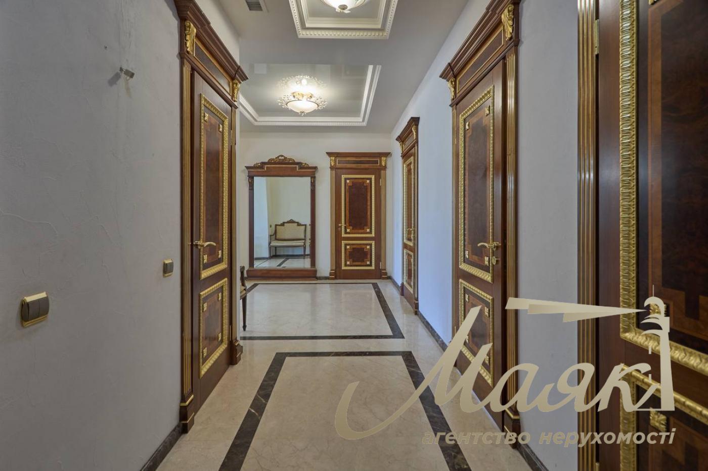 Оренда 4 кімнатної квартири, 163 м, Жилянська 30а, Голосіївський район