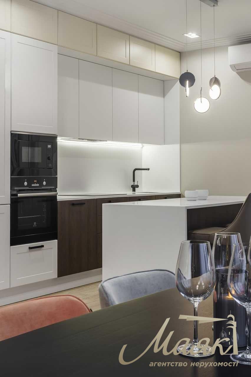 Оренда 3-кімнатної квартири 105м2 ЖК Chicago Central House вул. Антоновича 44