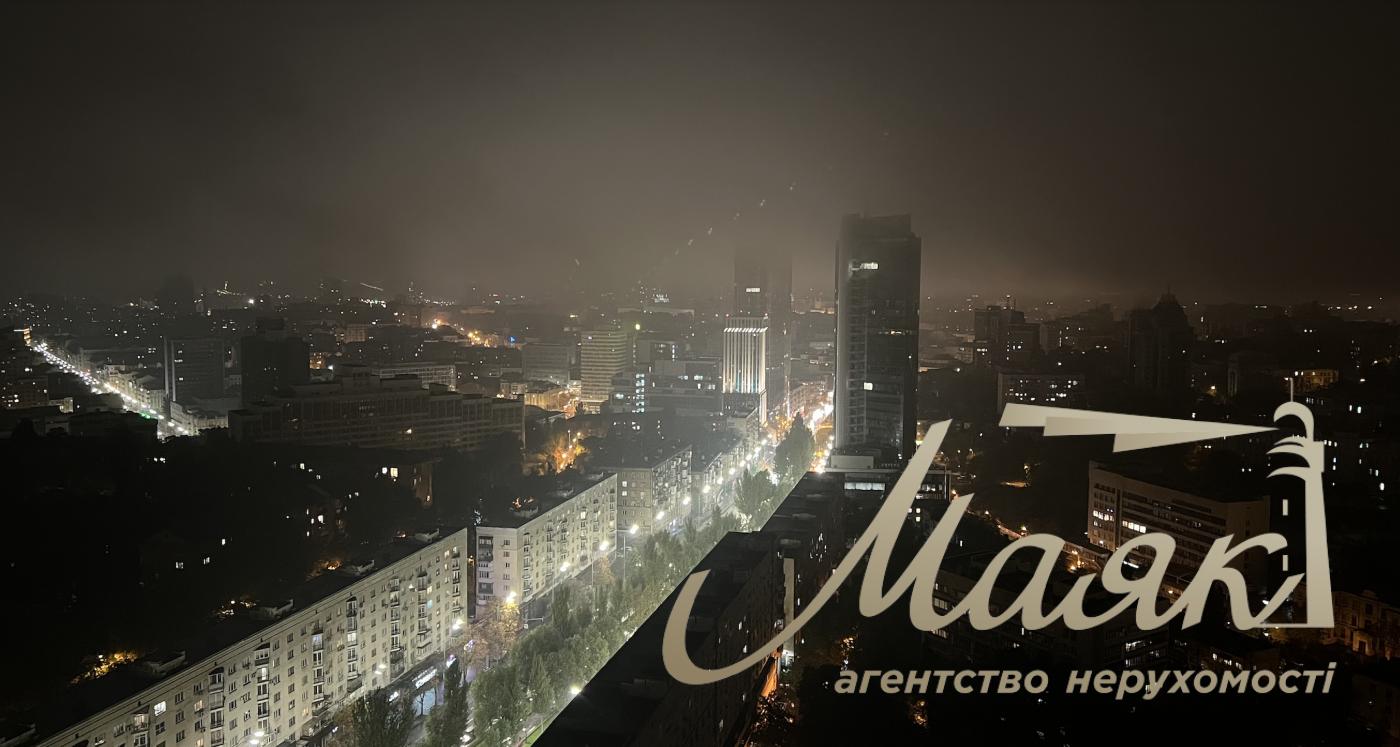Rent 3 bedroom apartment in LCD Jack House, Lesya Ukrainka boulevard, 7v, Pecherskiy district, Kiev