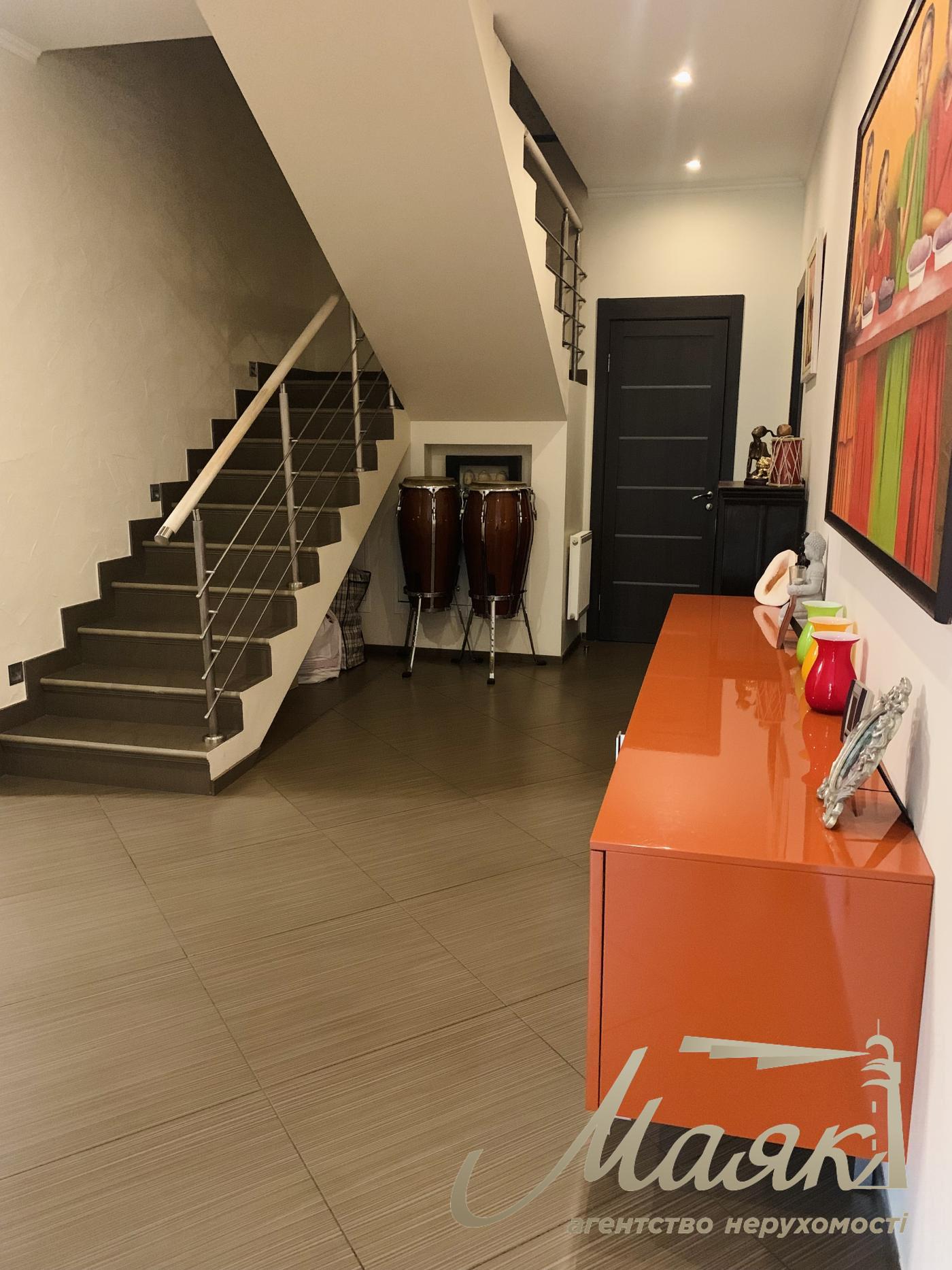 Продаж будинку Березівка Бучанський район, продаж будинку з сауною