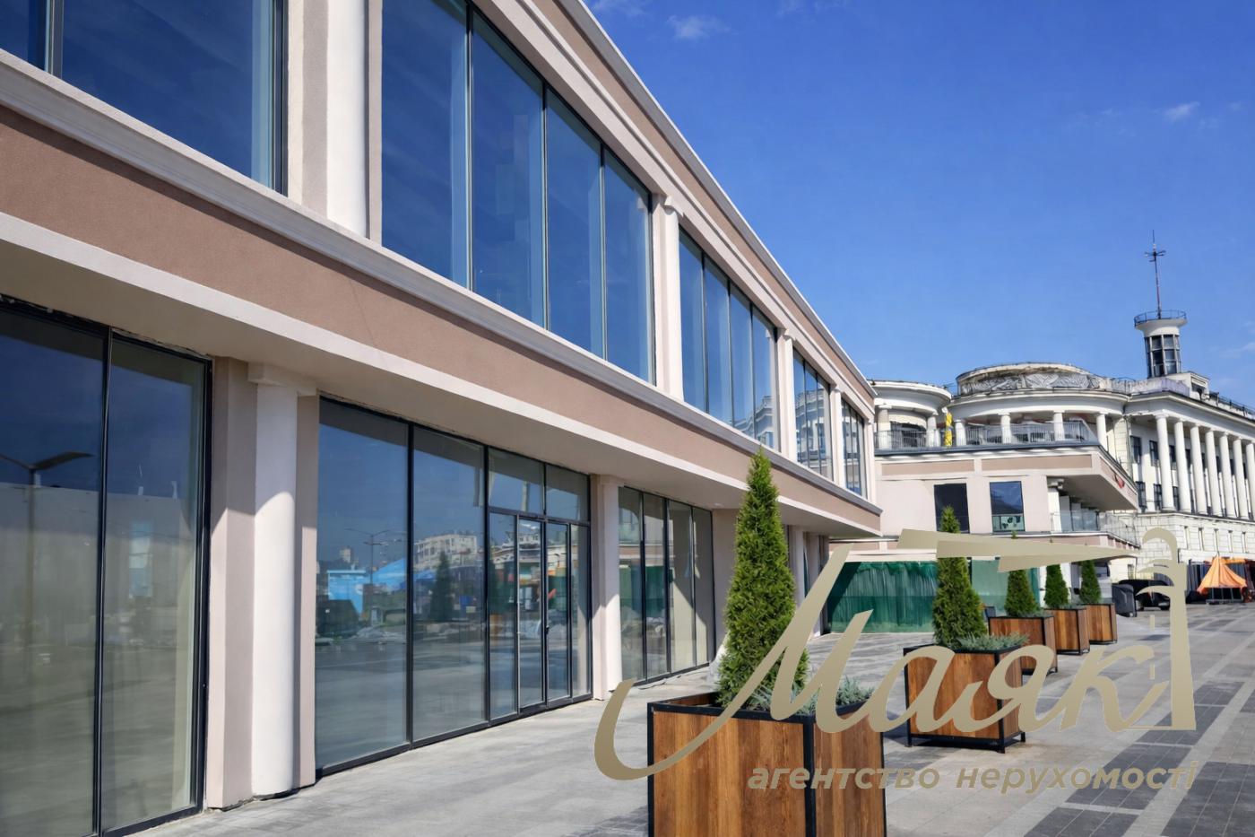 Оренда будівлі на Поштовій площі, Київ, Поділ