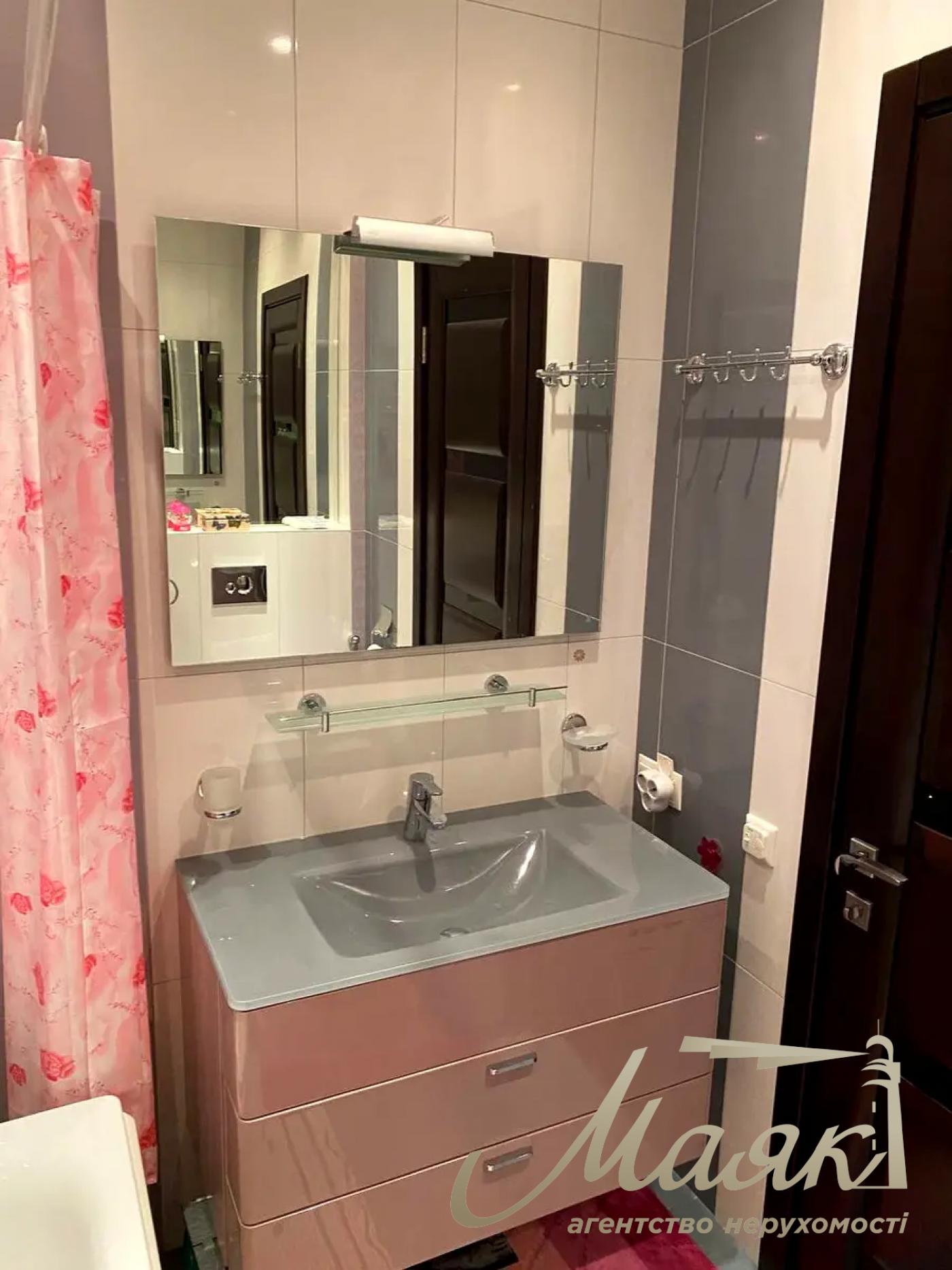 Оренда 4х квартири 153 м², вул. Андрія Верхогляда, Печерськ