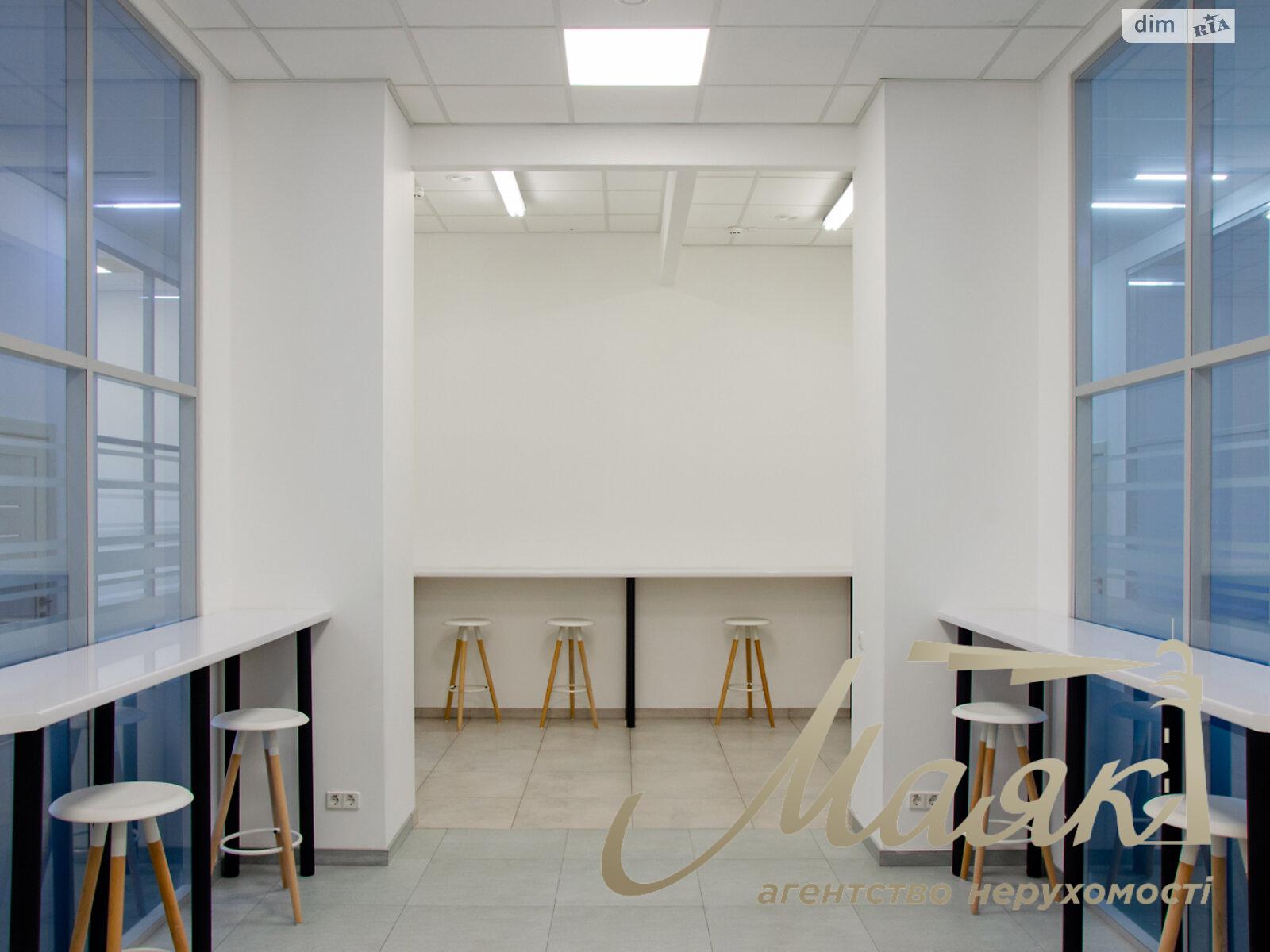 Office for rent 1230m2 West Side in ul. Elena Teliga, 6, Dorogozhichi