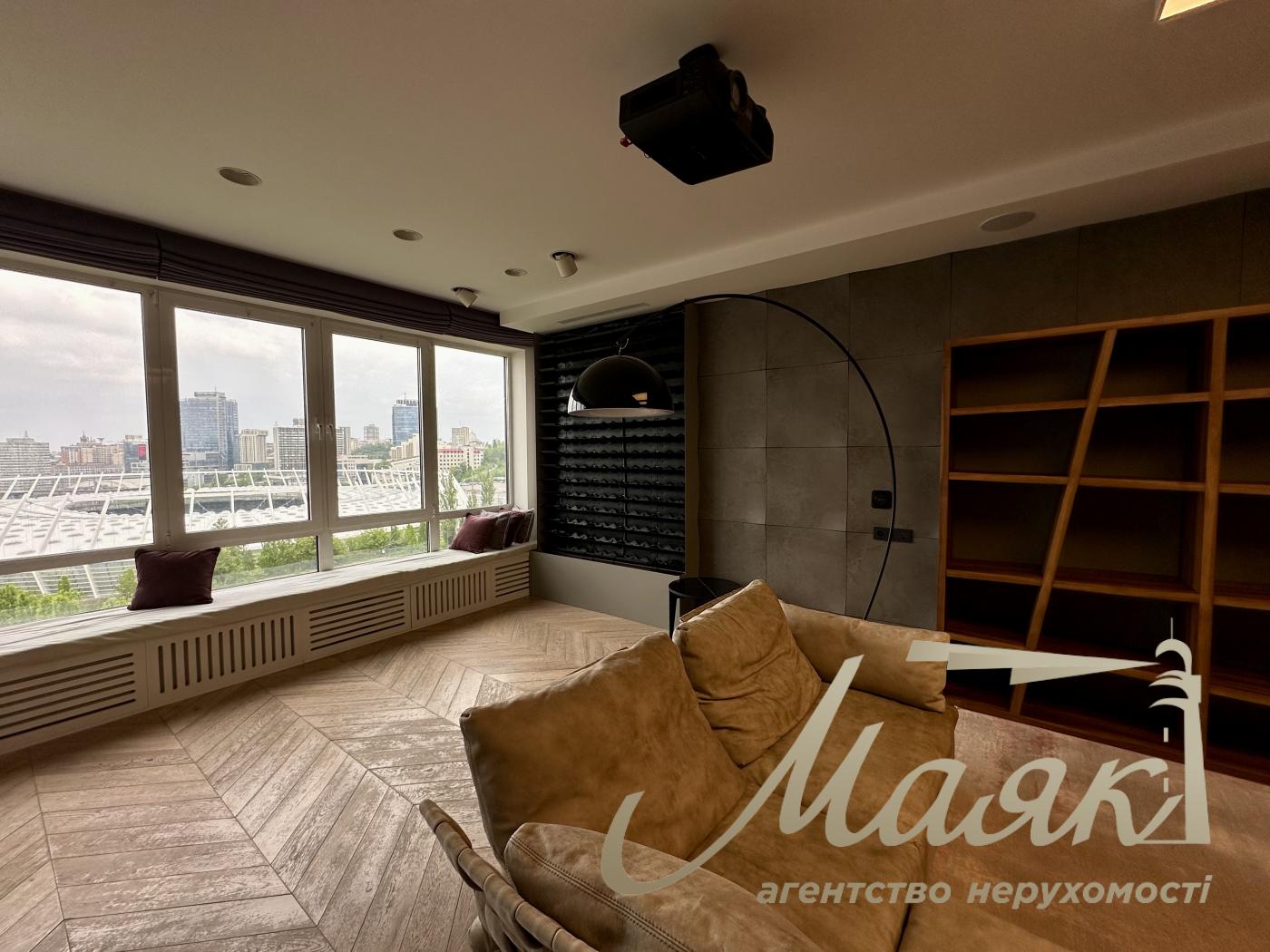 Аренда видовой 5-комнатной квартиры (230м2) в ЖК "Chelsea Tower", ул. Деловая 4, Центр, Печерский район