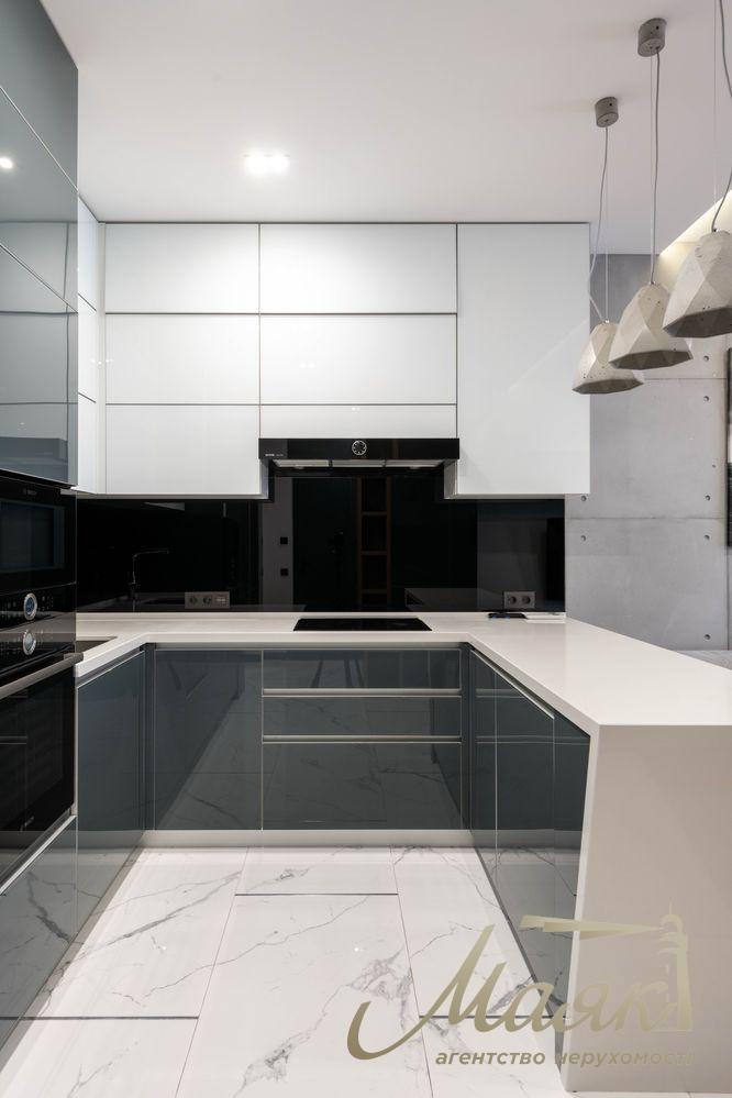 Rent 4k apartment in LCD Novopecherskie Lipki, Dragomirova str. 16