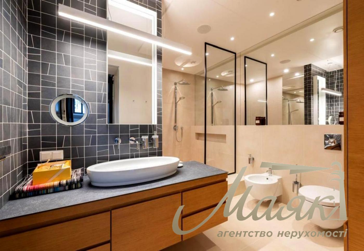 Аренда 3-комнатной квартиры в центре, пер. Виноградный