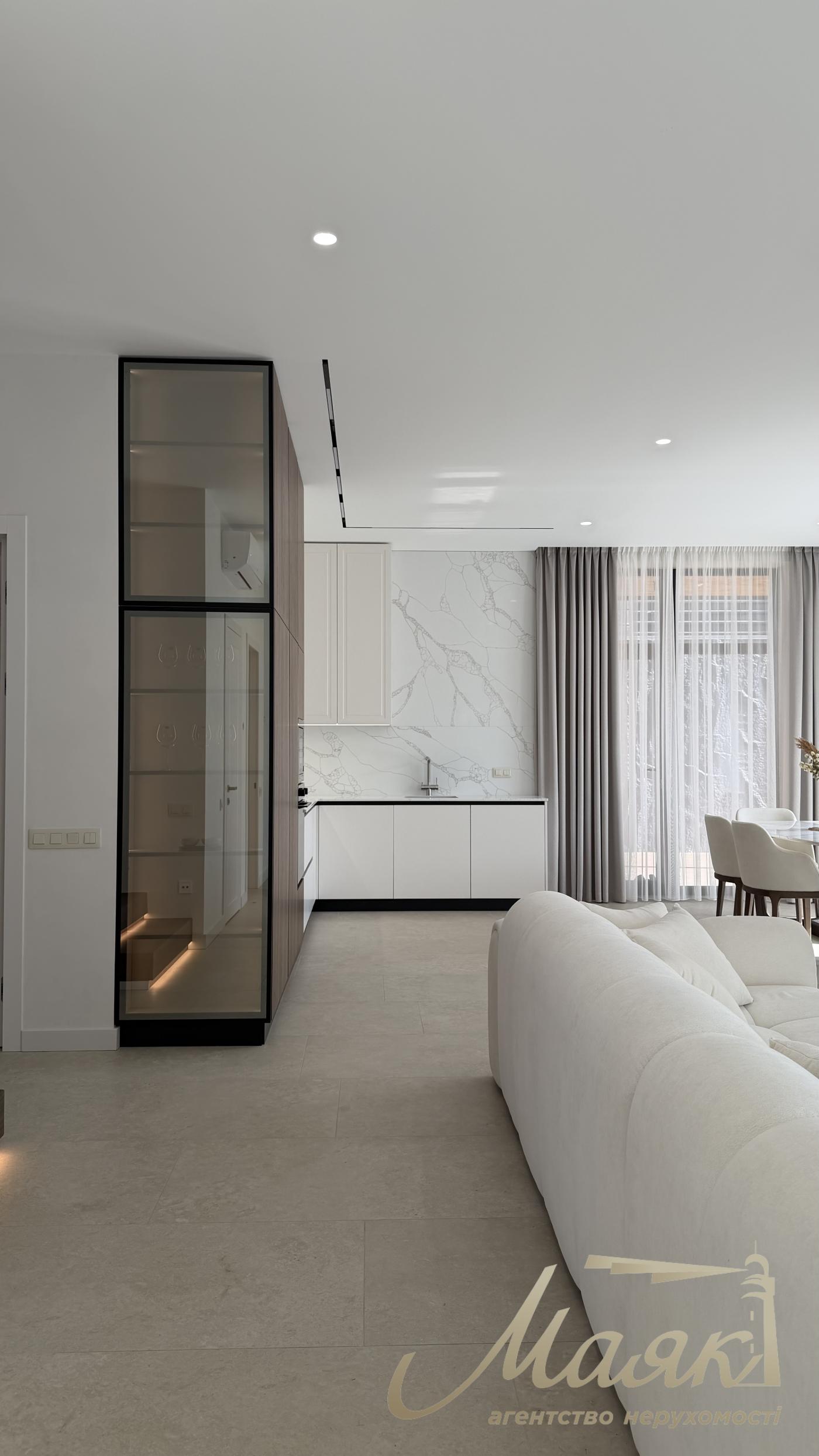 Продаж 2-х поверхового будинку 200м2, КМ Нова Ходосівка