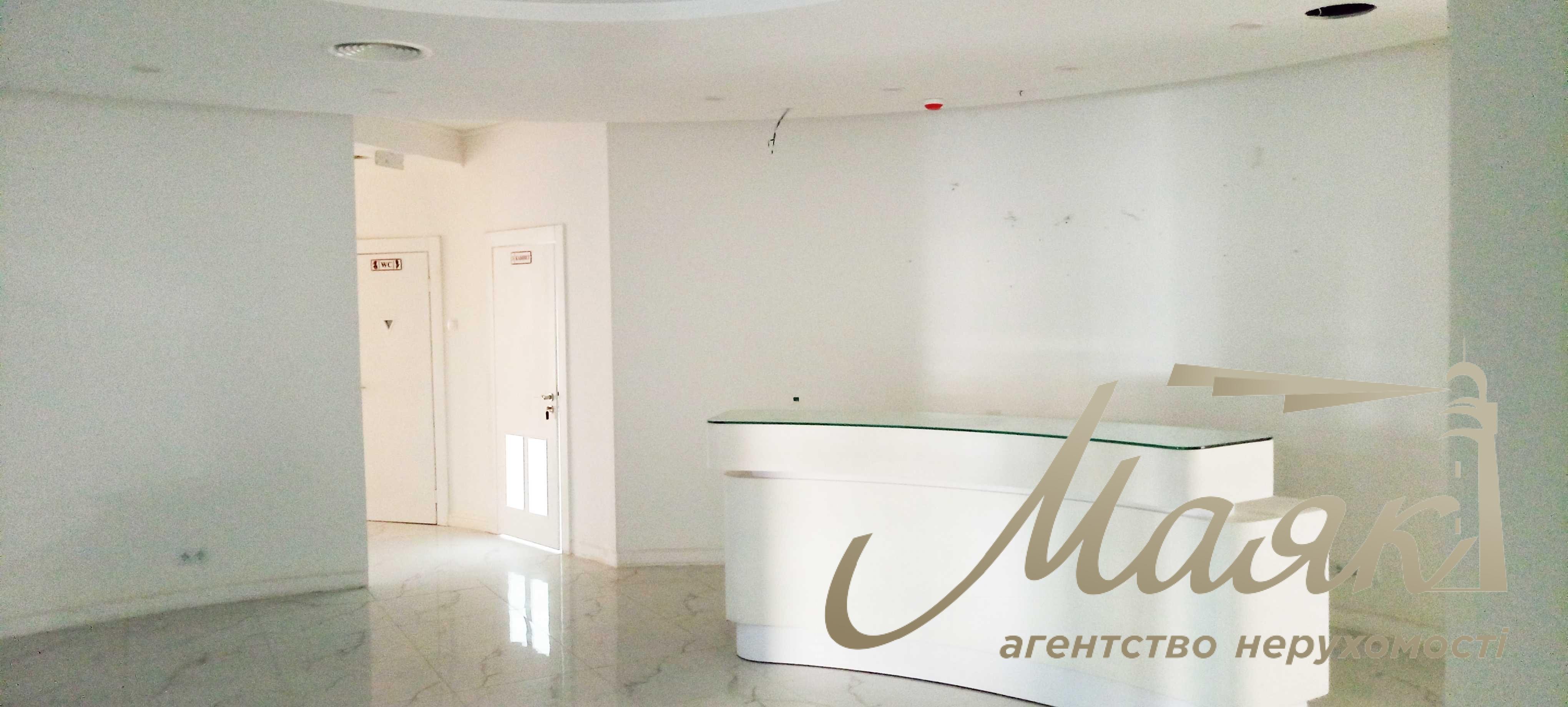 Оренда комерційного приміщення по вул.Назарівська 7-Б, Університет.