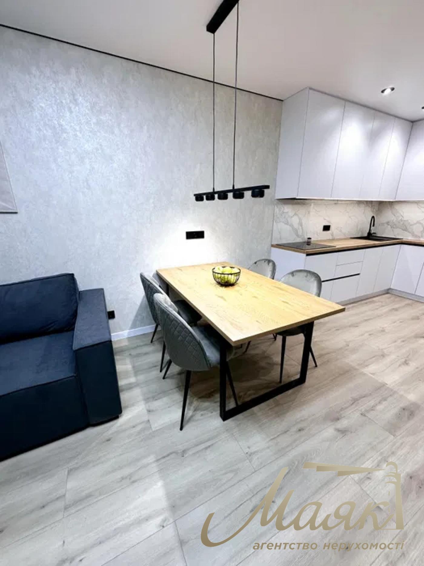 Продаж 1-кімнатної квартири ЖК Варшавський-2, Виноградар