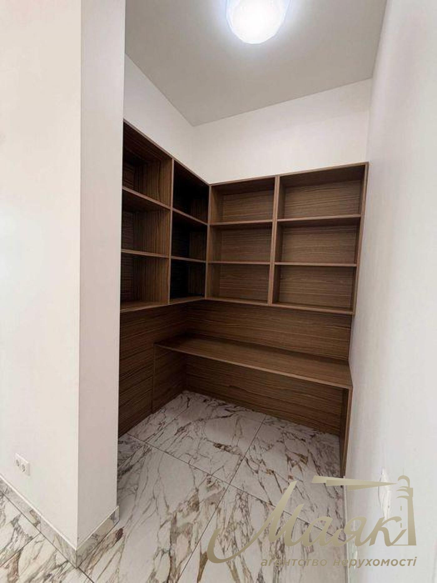 Office for rent 150 sq.m.sq. Shota Rustaveli