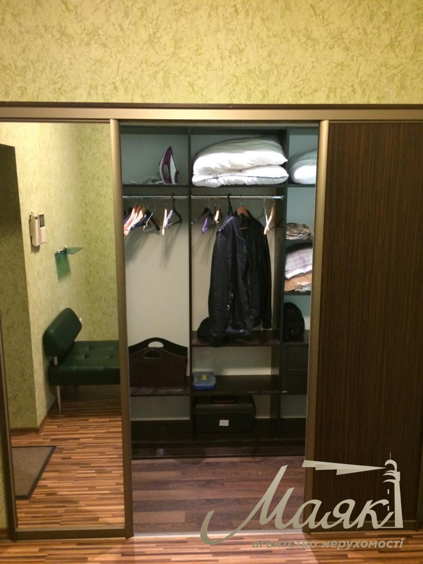 Оренда однокімнатної квартири у ЖК Botanic Towers, на вул. Саксаганського, 121, метро «Університет»