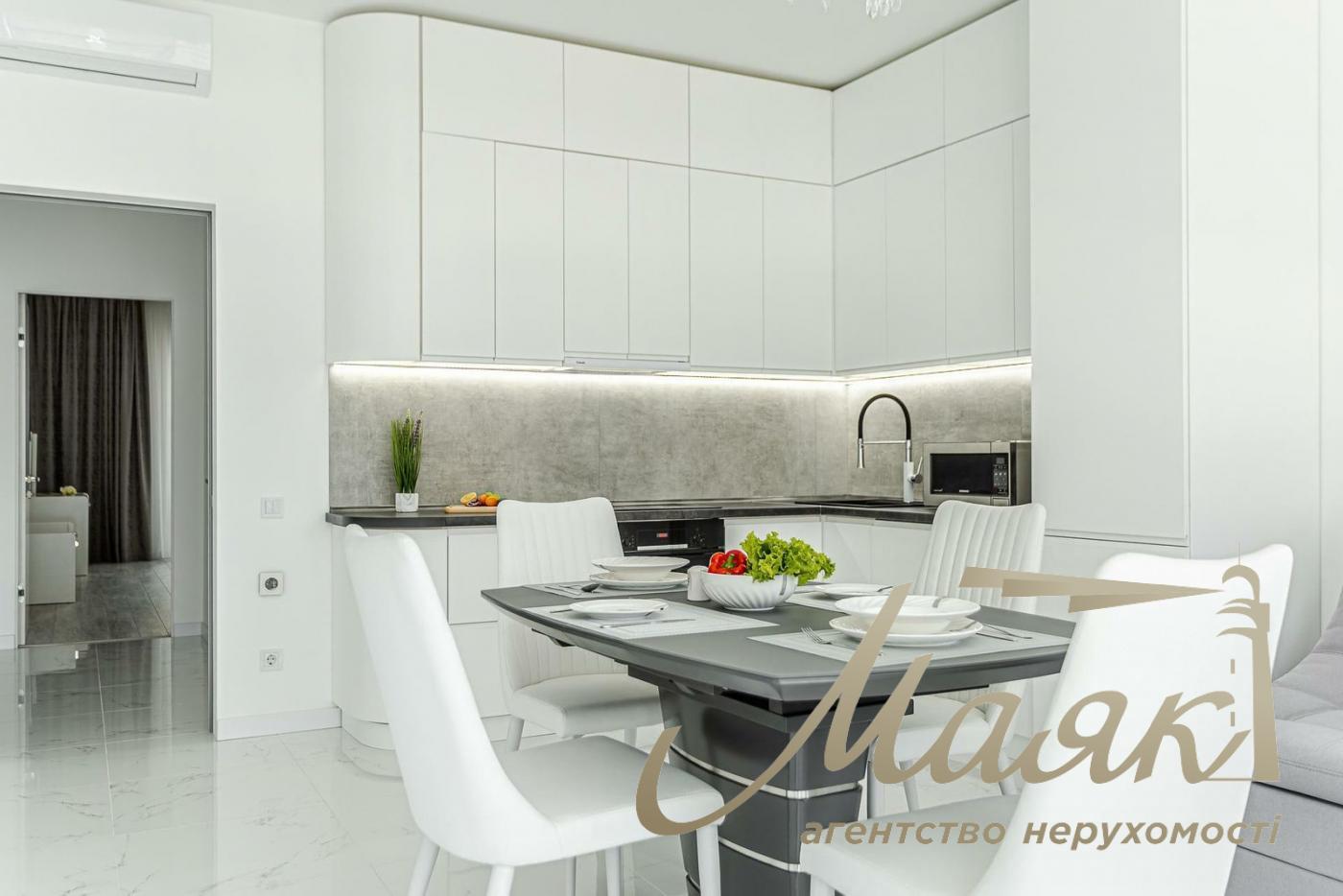 Оренда 3к квартира, (90м2) ЖК ''Бульвар Фонтанів''