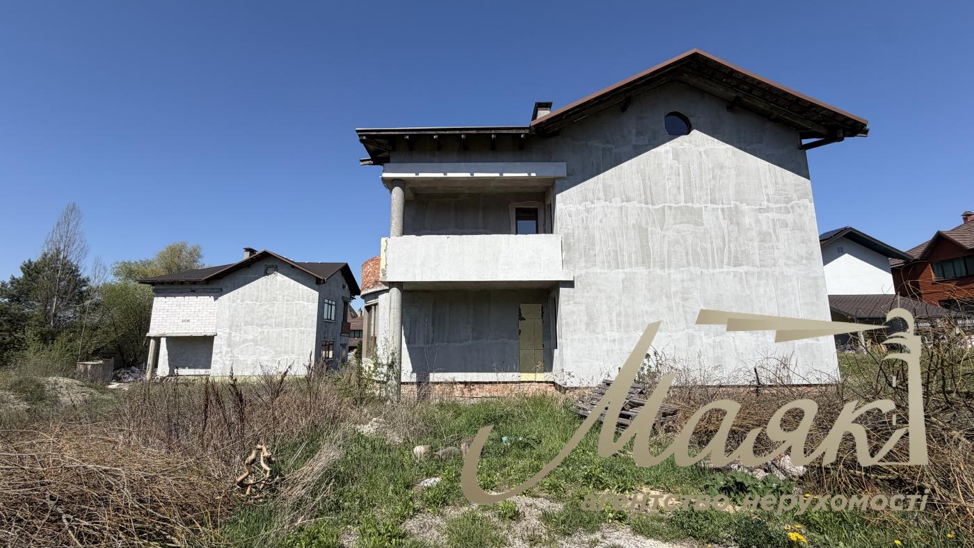 Продажа 2х этажного дома 220м2 в с. Кременище, ул. Грушевского, Киево-Святошинский район, Киевская область.