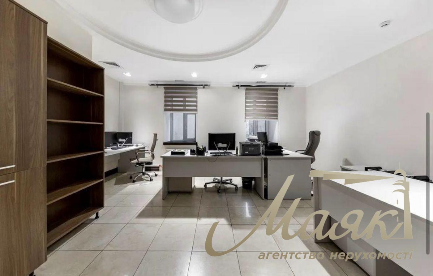 Аренда офиса в историческом центре, ул. Владимирская