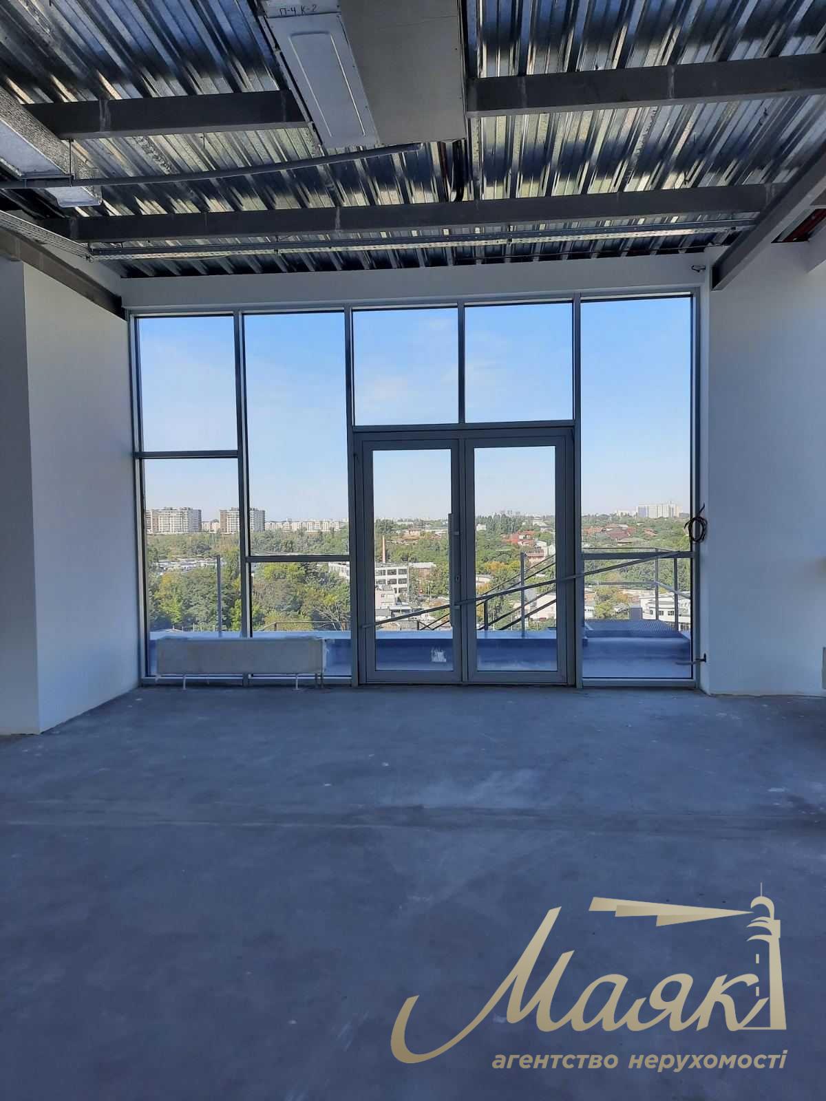Office arena 359 m2 in BC City Garden, metro station Vasylkivska
