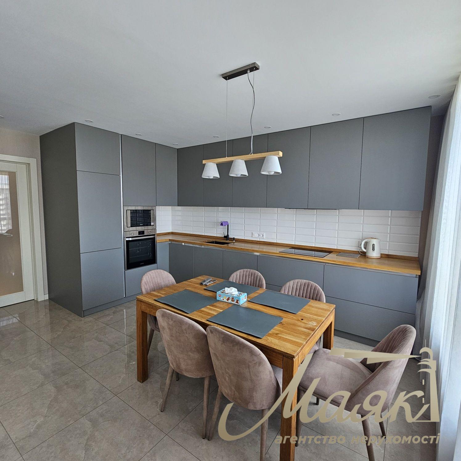 Продаж 4-кімнатної квартири, 1є18 м², ЖК «Зарічний»