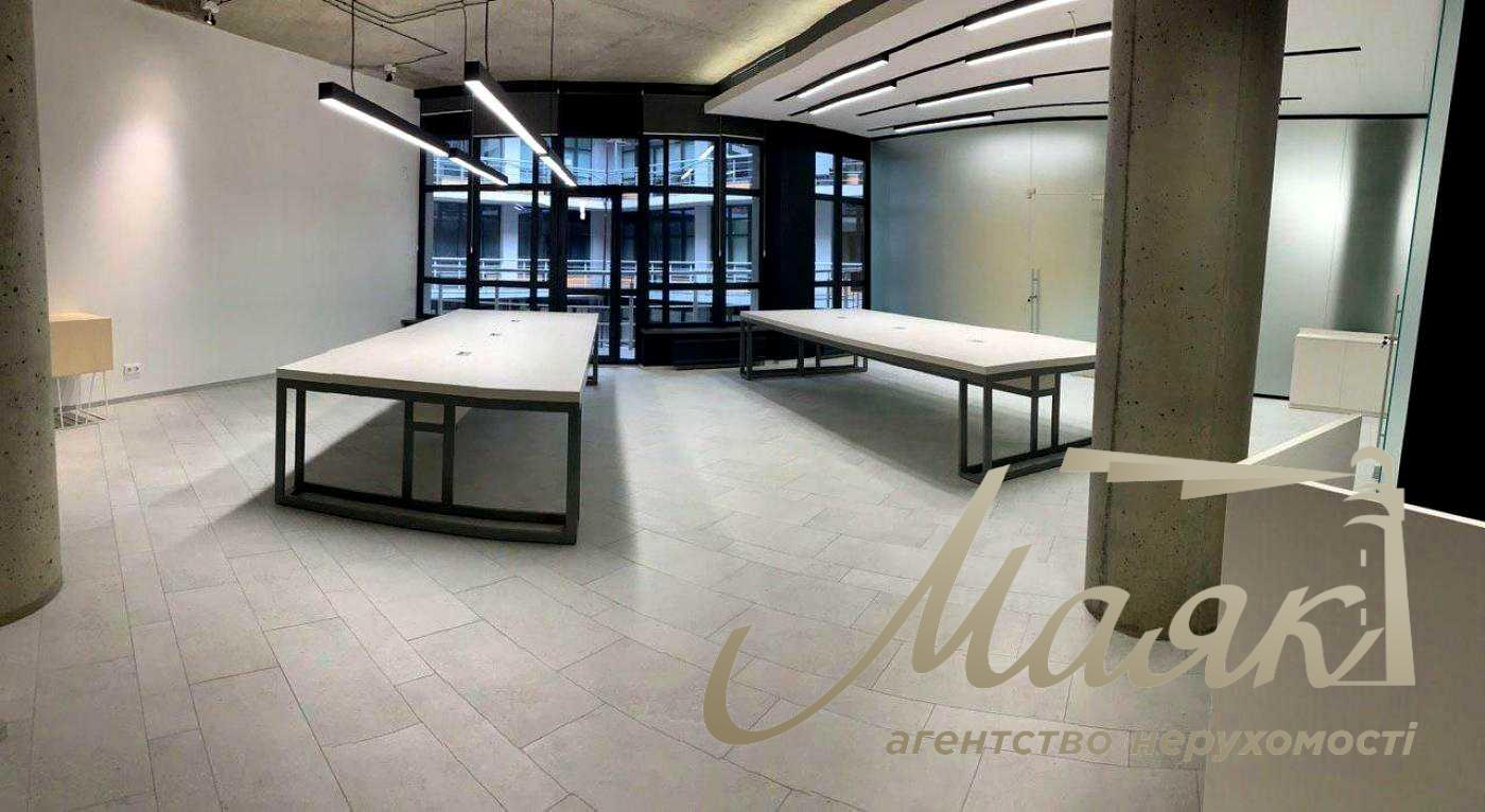 Оренда сучасного офісного приміщення (180 м²) у бізнес-центрі «Хвиля», вул. Коновальця, 36Д