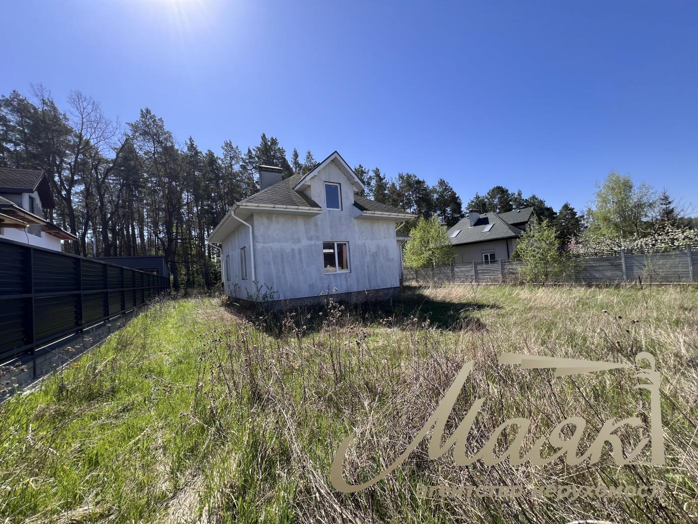 For sale two-storey house 270m2 in village Kremenishche, Kyiv-Svyatoshinsky district