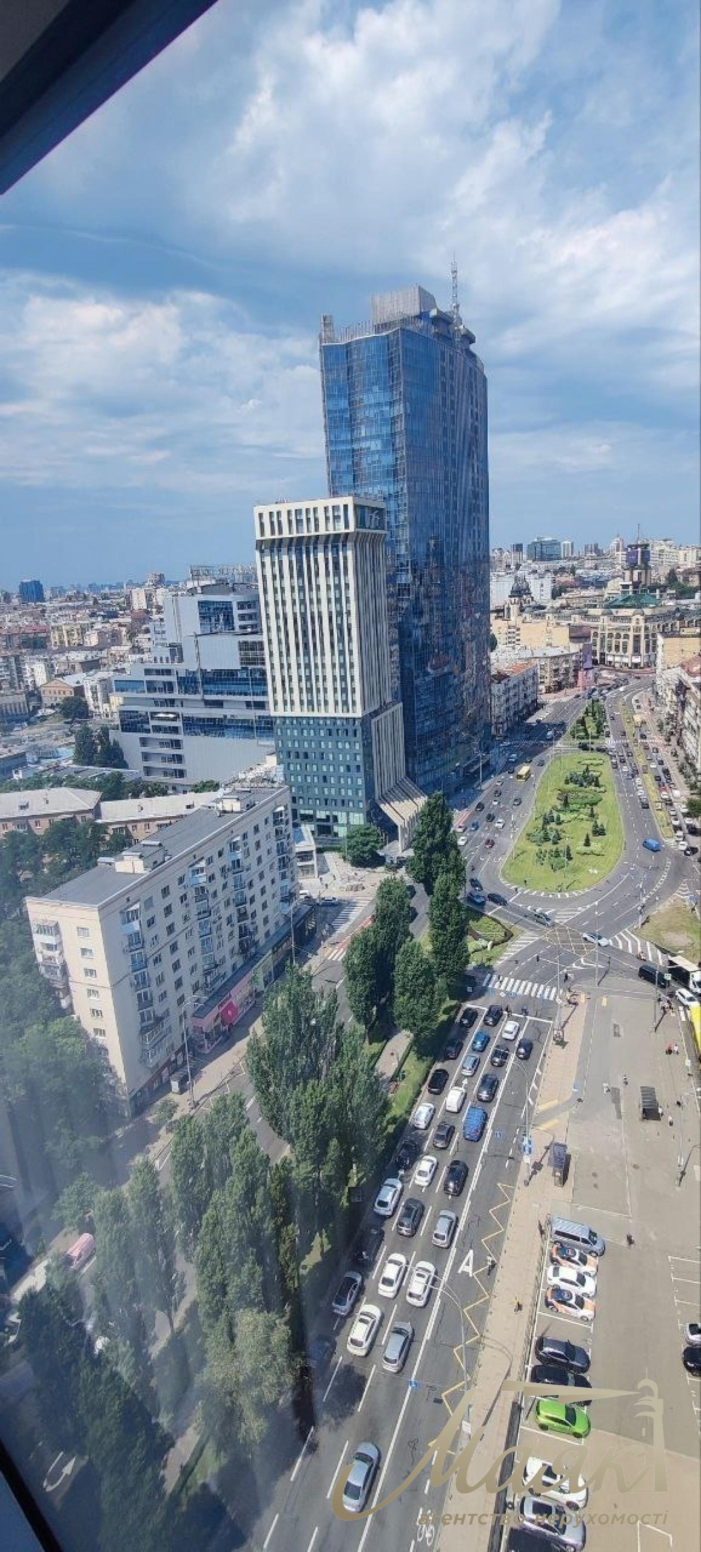 Оренда офісу площею 272,5 м² у бізнес-центрі «Парус», вул. Мечникова, 2, Кловська.