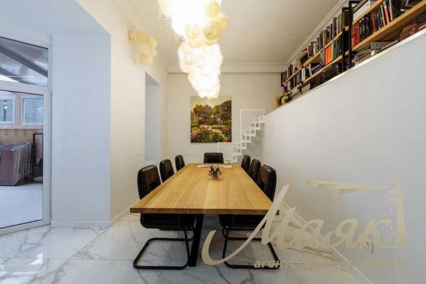 Оренда офісу 220м2 по вул.Шота Руставелі, Площа Українських Героїв