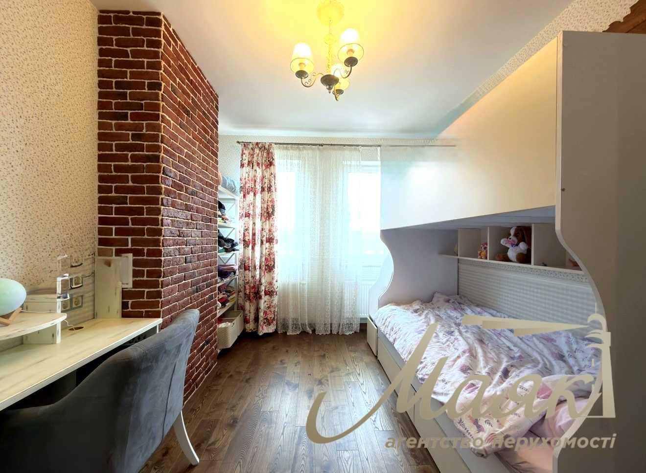 Київ, Богатирський проїзд, 8