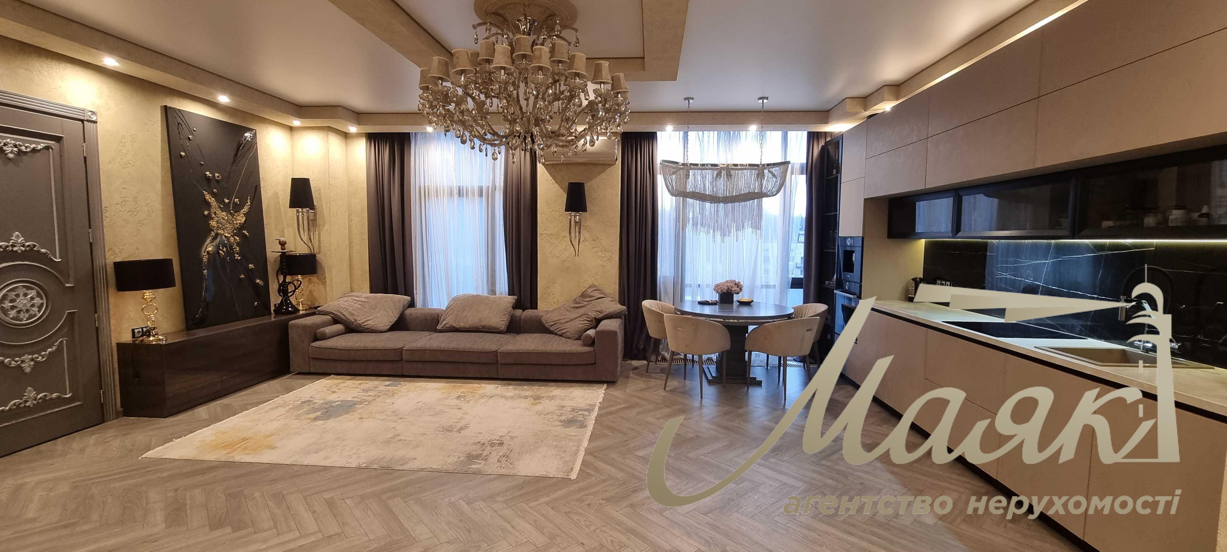 Rent 3-bedroom apartment Novopecherskie Lipki, Pecherskyi