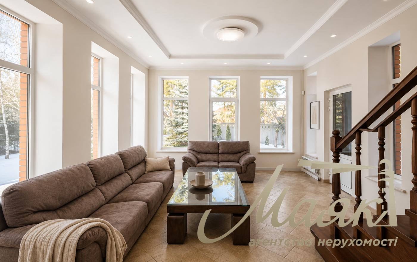 Rent a house 350 m² in the center of Kozin | 50 hectares | Forest part, Starobukhovskaya, Kozin