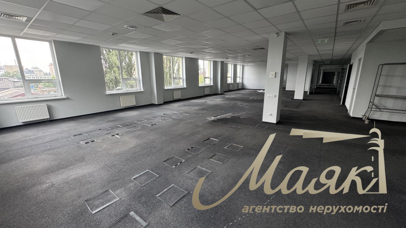 Оренда офісу 760м2 у БЦ на Оболоні, Автозаводська, Куренівка