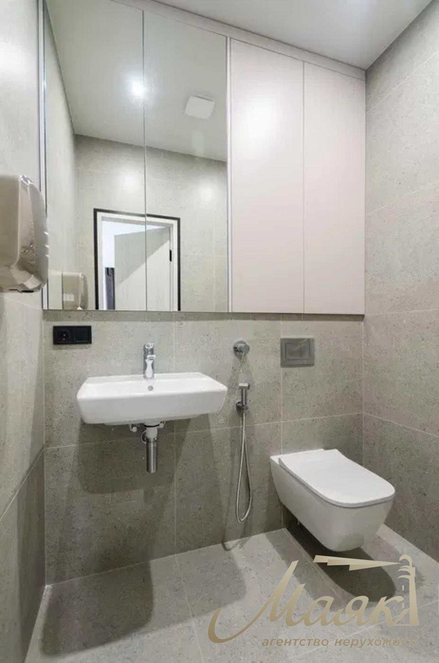 Оренда офісу 190м2, Голосіївський р-н, вул. Антоновича