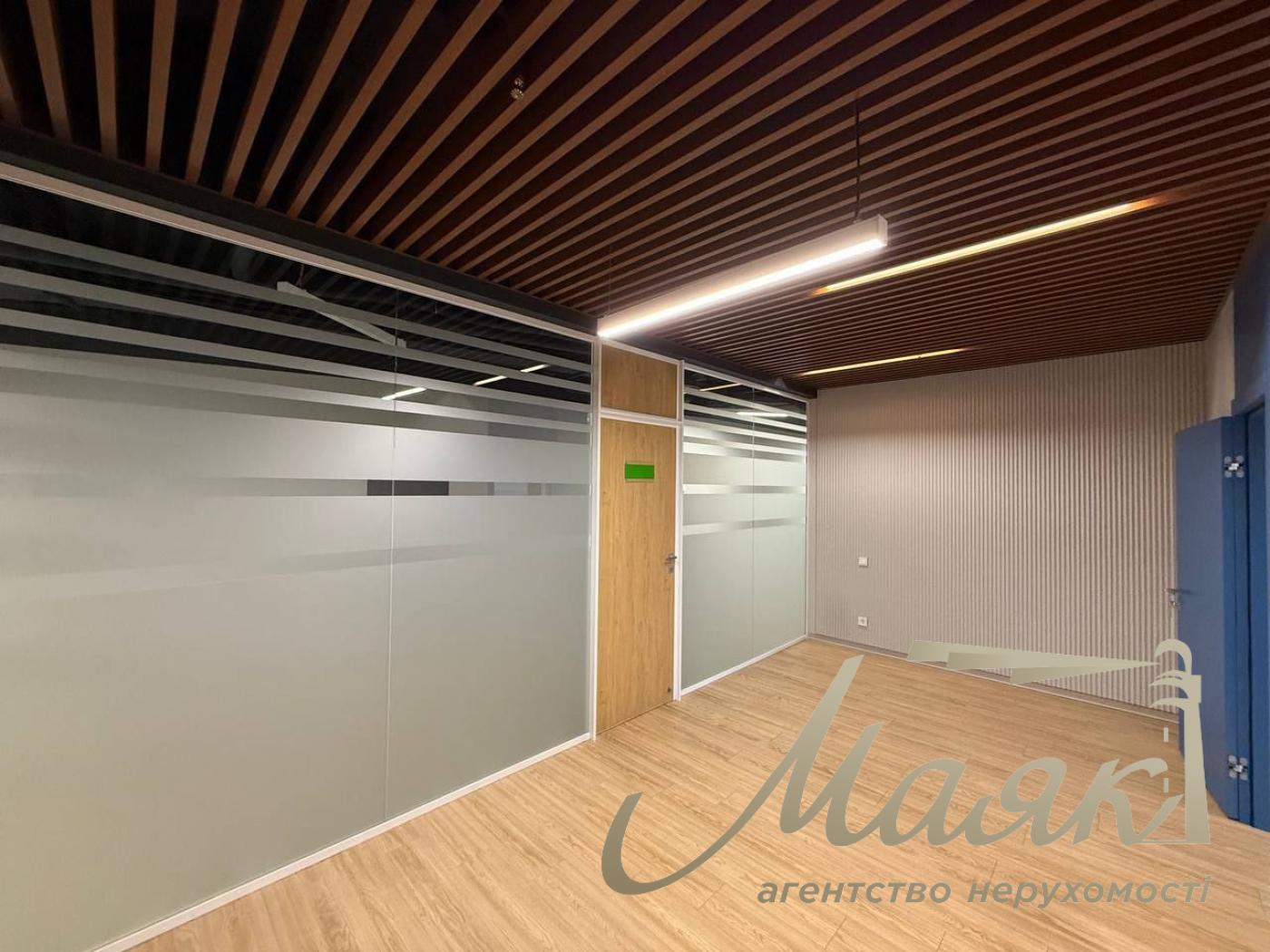 Оренда офісу 2718м2 БЦ Parus вул. Мечникова 2 Печерський район м. Палац Спорту
