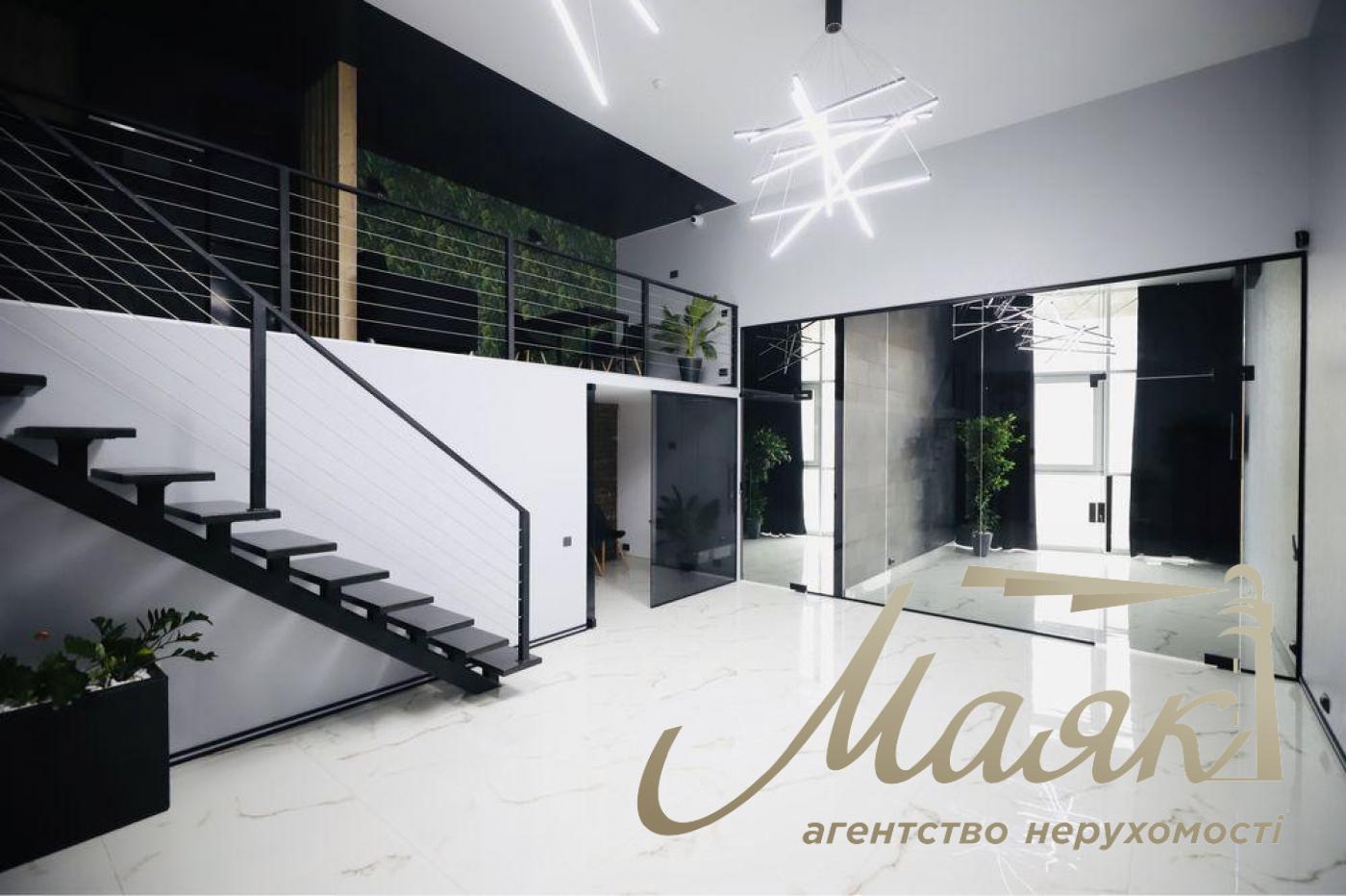 Оренда офісу 98 кв.м. в ЖК Новопечерській Вежі