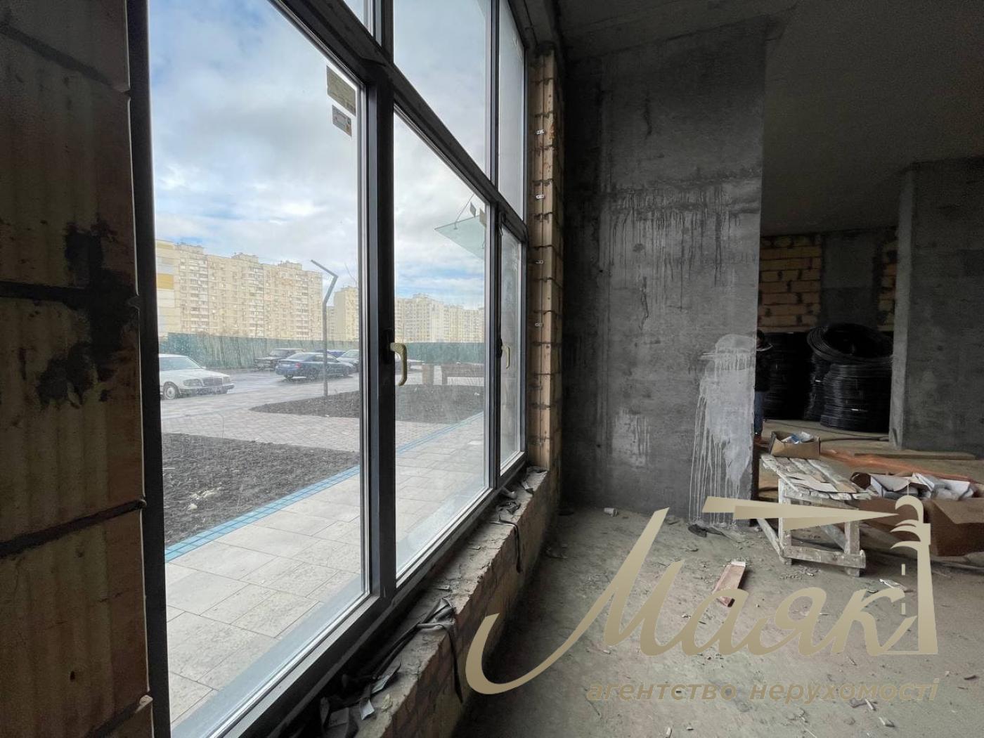 Оренда фасадного приміщення 124 кв.м на вул. Народного Ополчення в ЖК Sky Avenue