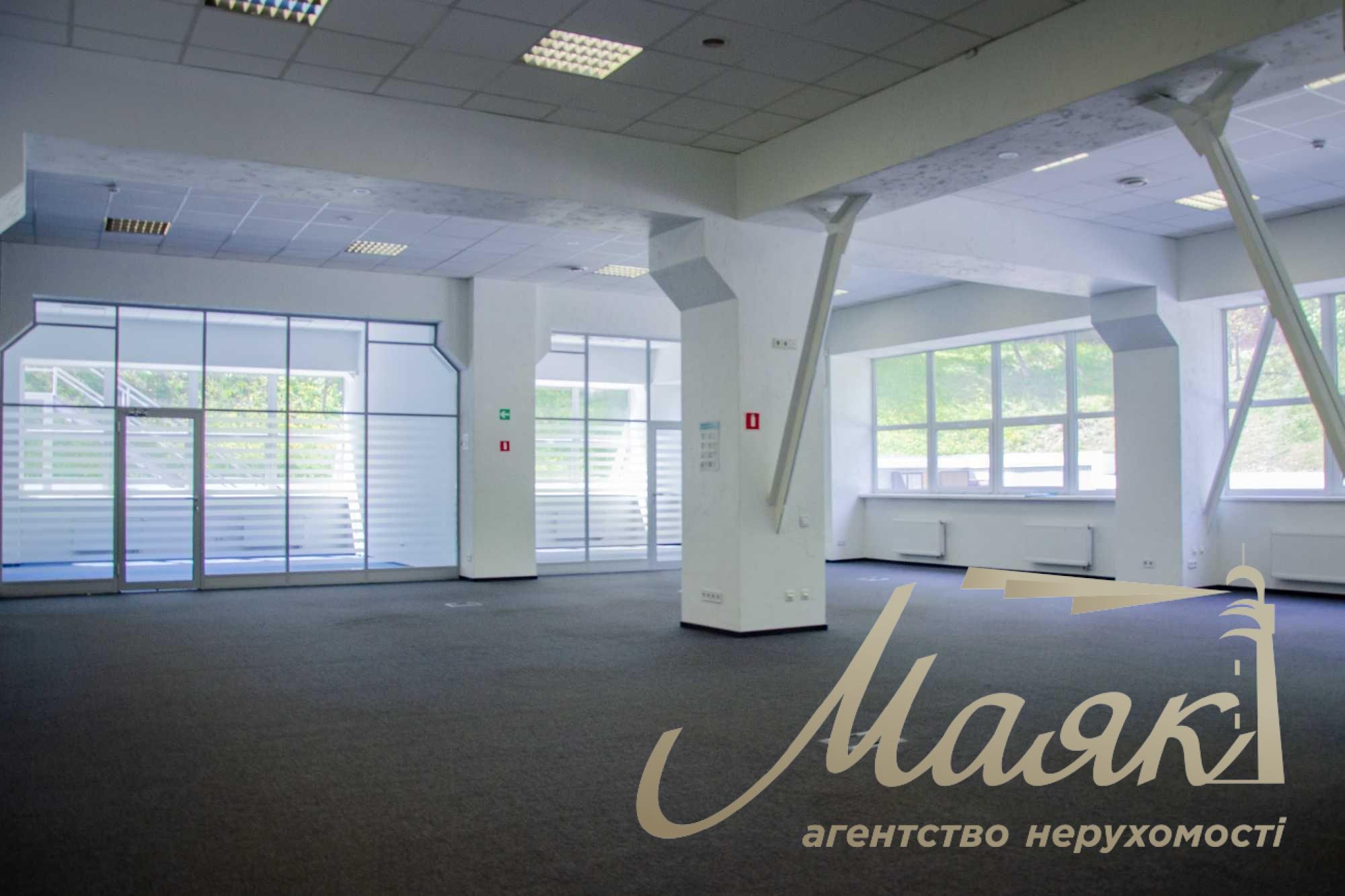 Аренда офиса 1016 м2 в БЦ Victoria Park, метро Васильковская