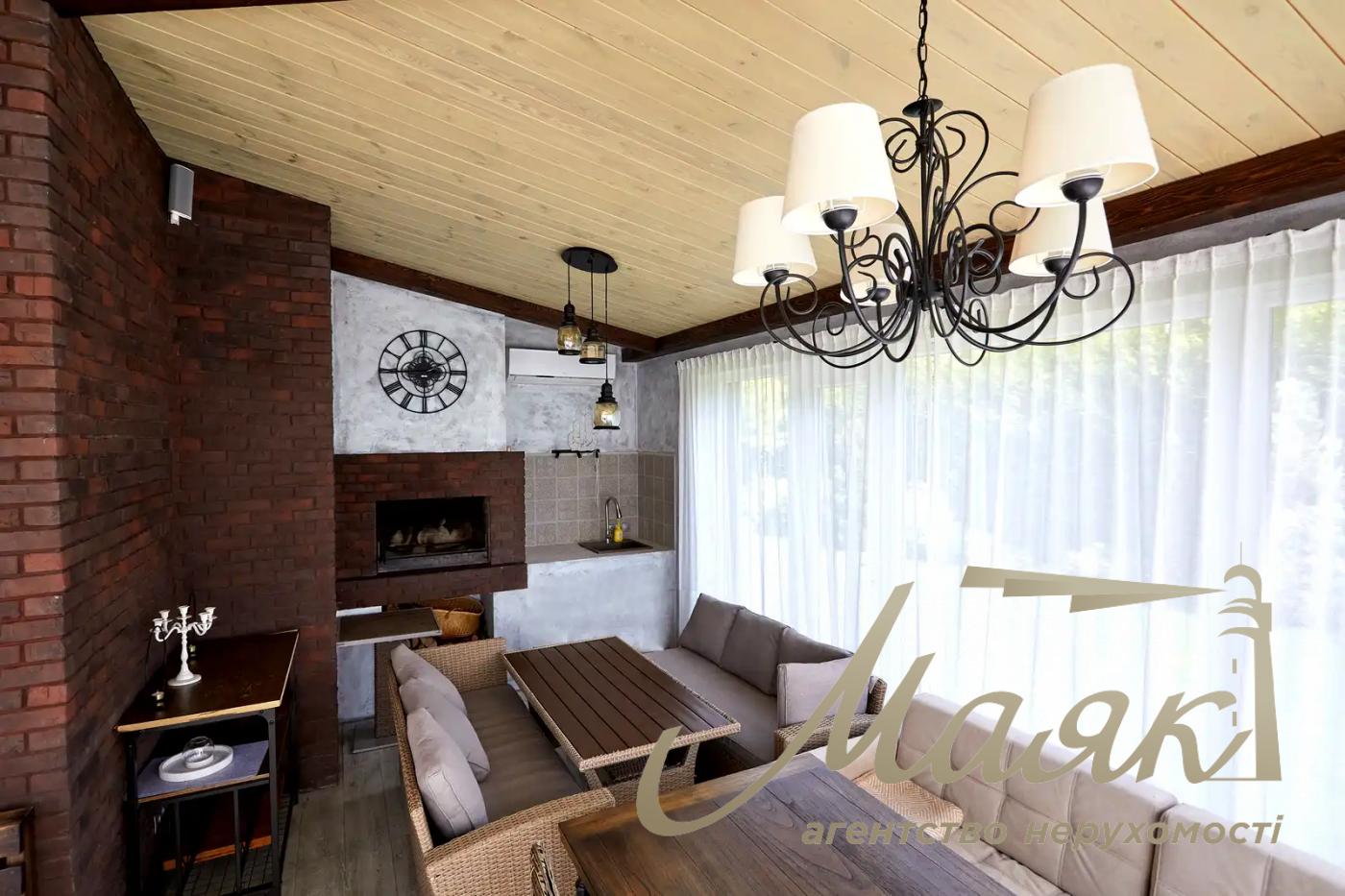 Оренда будинку площею 220 м² у котеджному містечку Green Hills, с. Віта-Поштова